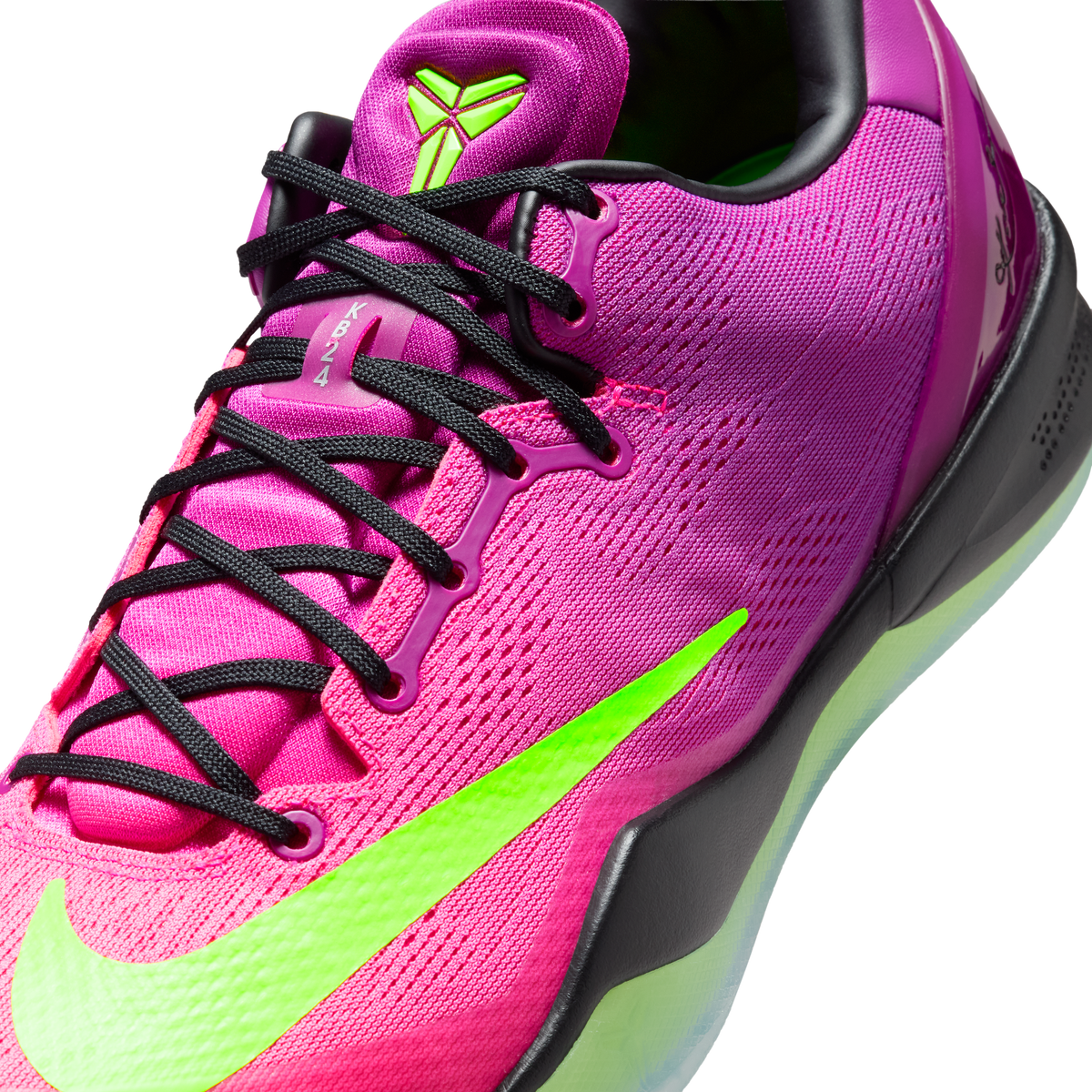 KOBE 8 PROTRO "MAMBACURIAL" נעלי כדורסל