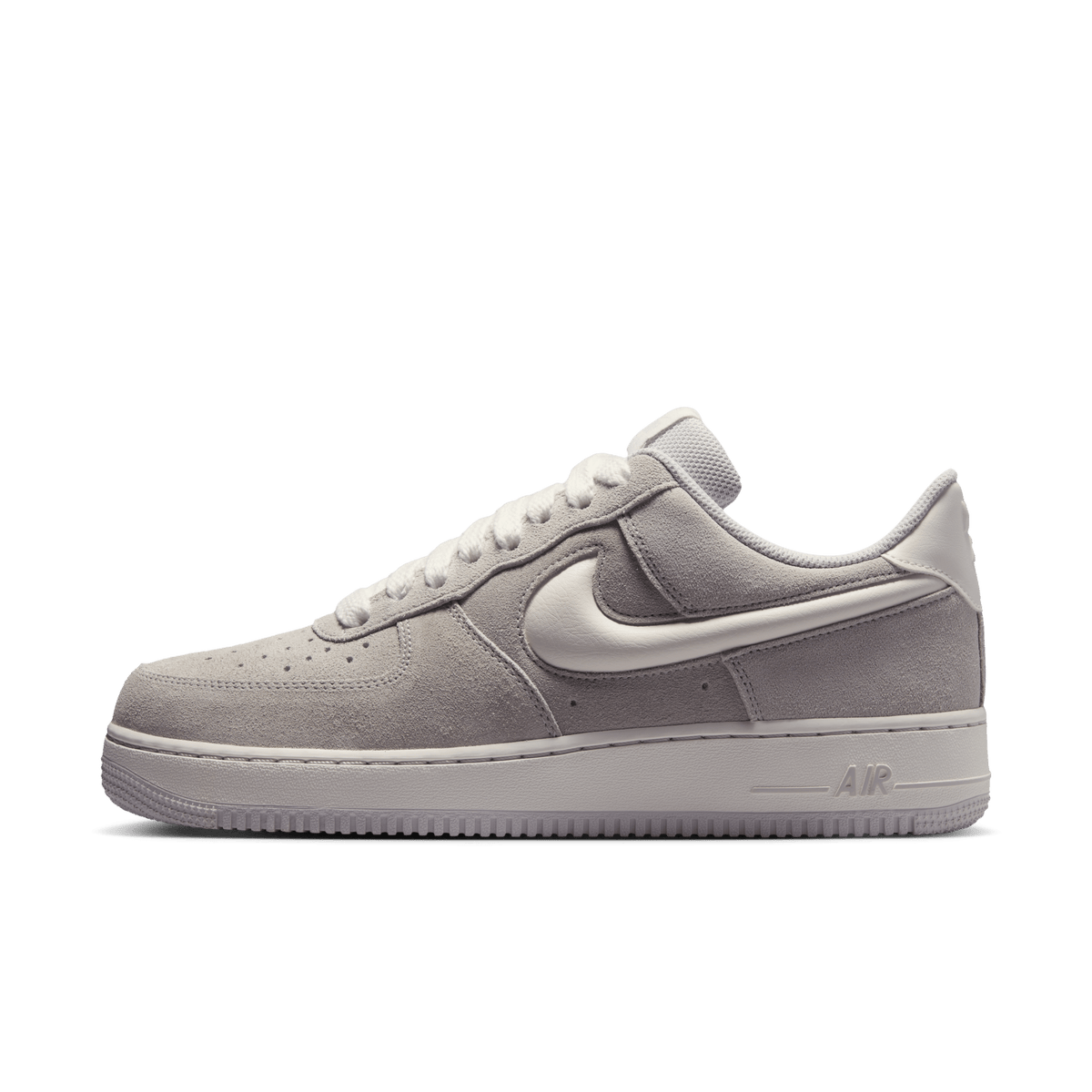 Air Force 1 '07 LV8 סניקרס