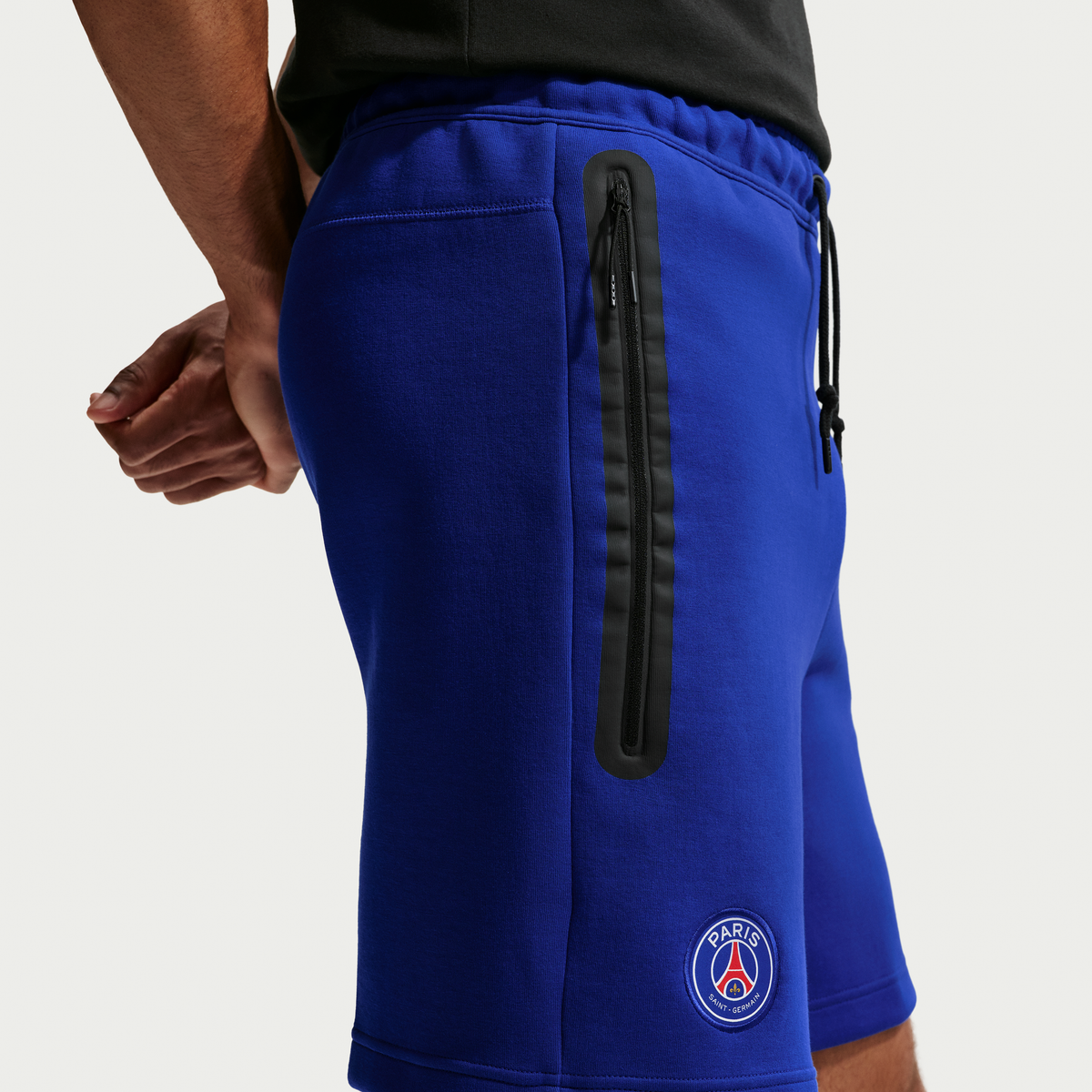PARIS SAINT-GERMAIN TECH FLEECE מכנסיים קצרים