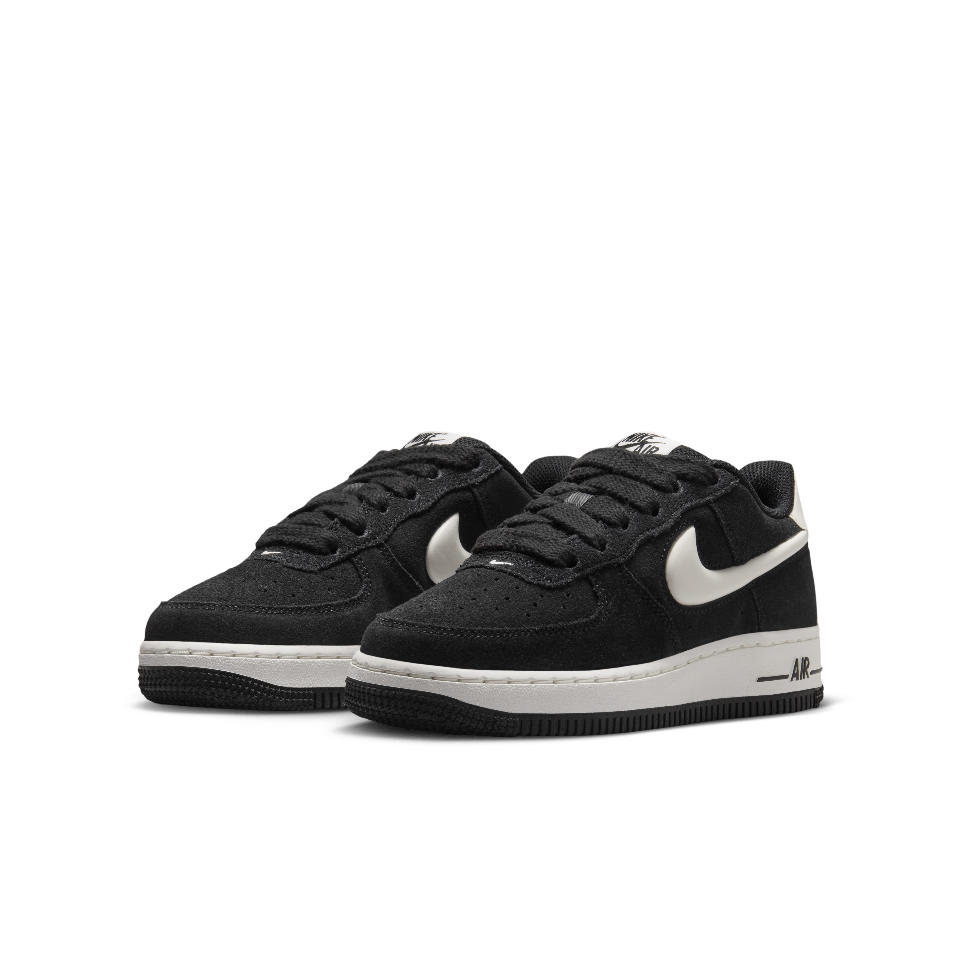 Air Force 1 LV8 סניקרס