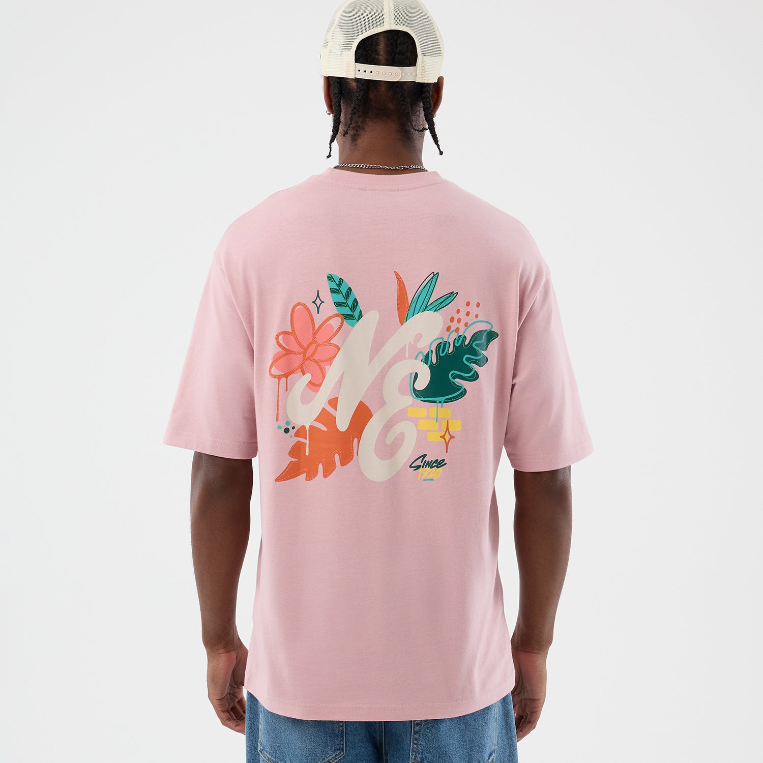 Floral Graphic טישרט