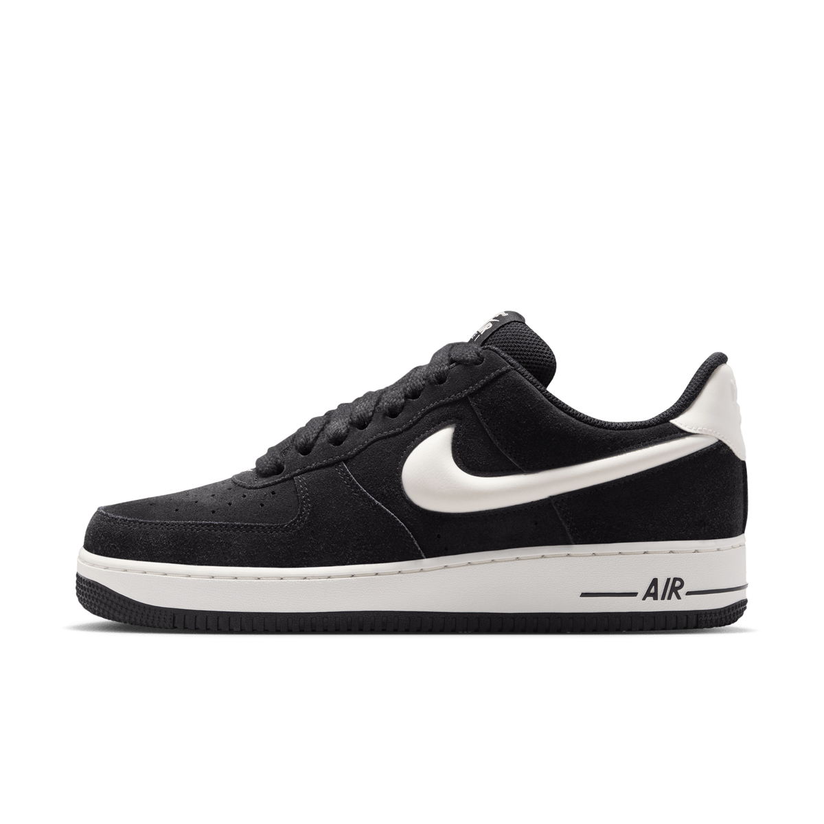 Air Force 1 '07 LV8 סניקרס