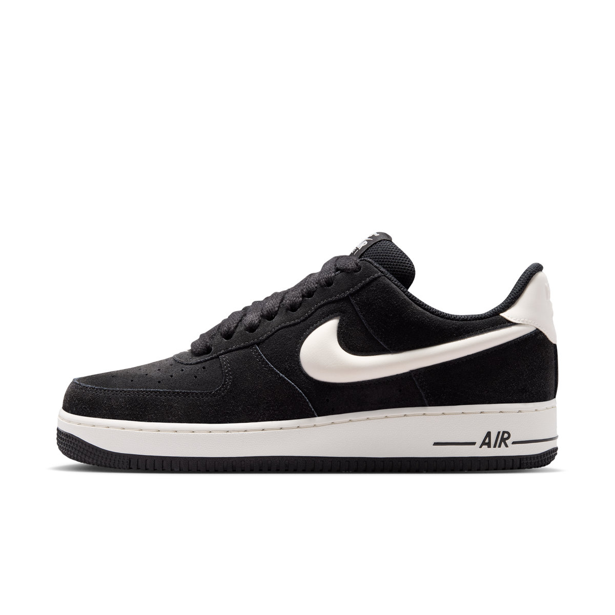 Air Force 1 '07 LV8 סניקרס