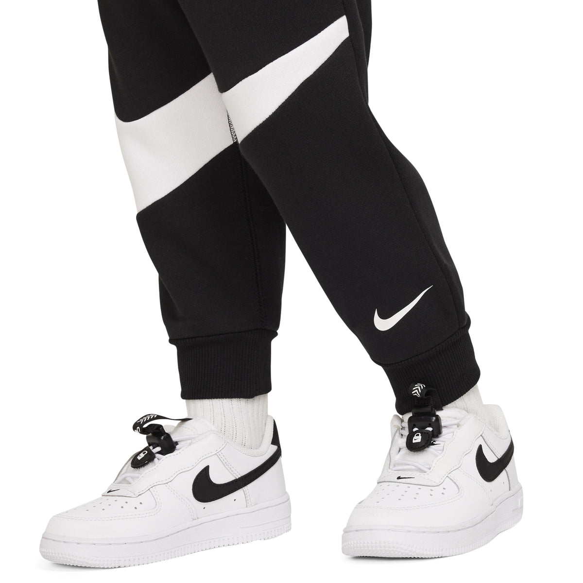 SWOOSH ESSENTIALS מכנסיים ארוכים