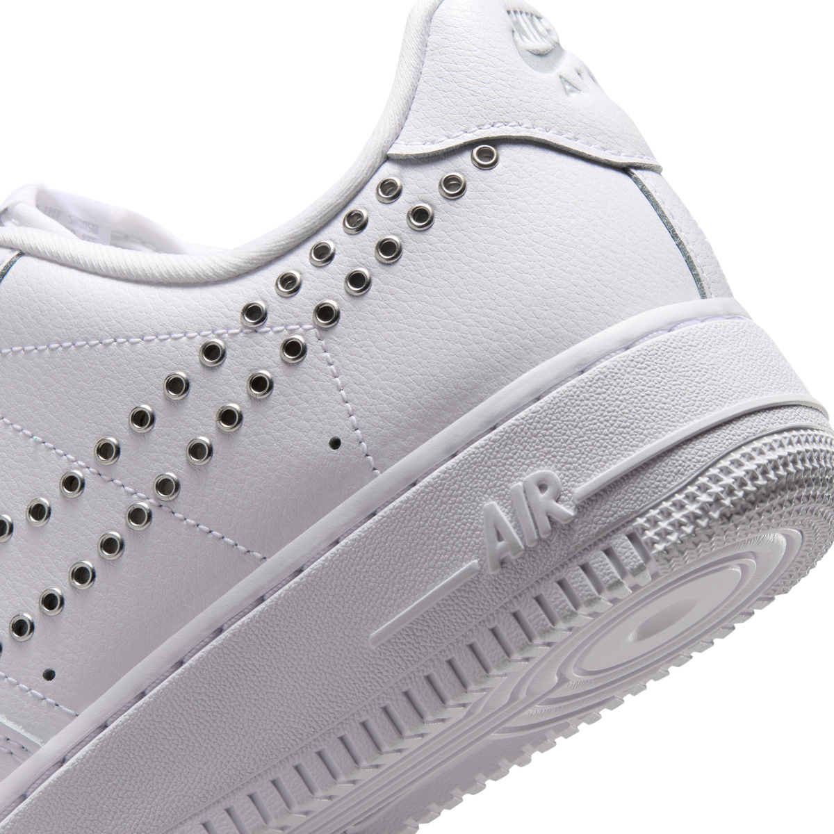 AIR FORCE 1 '07 LV8 סניקרס