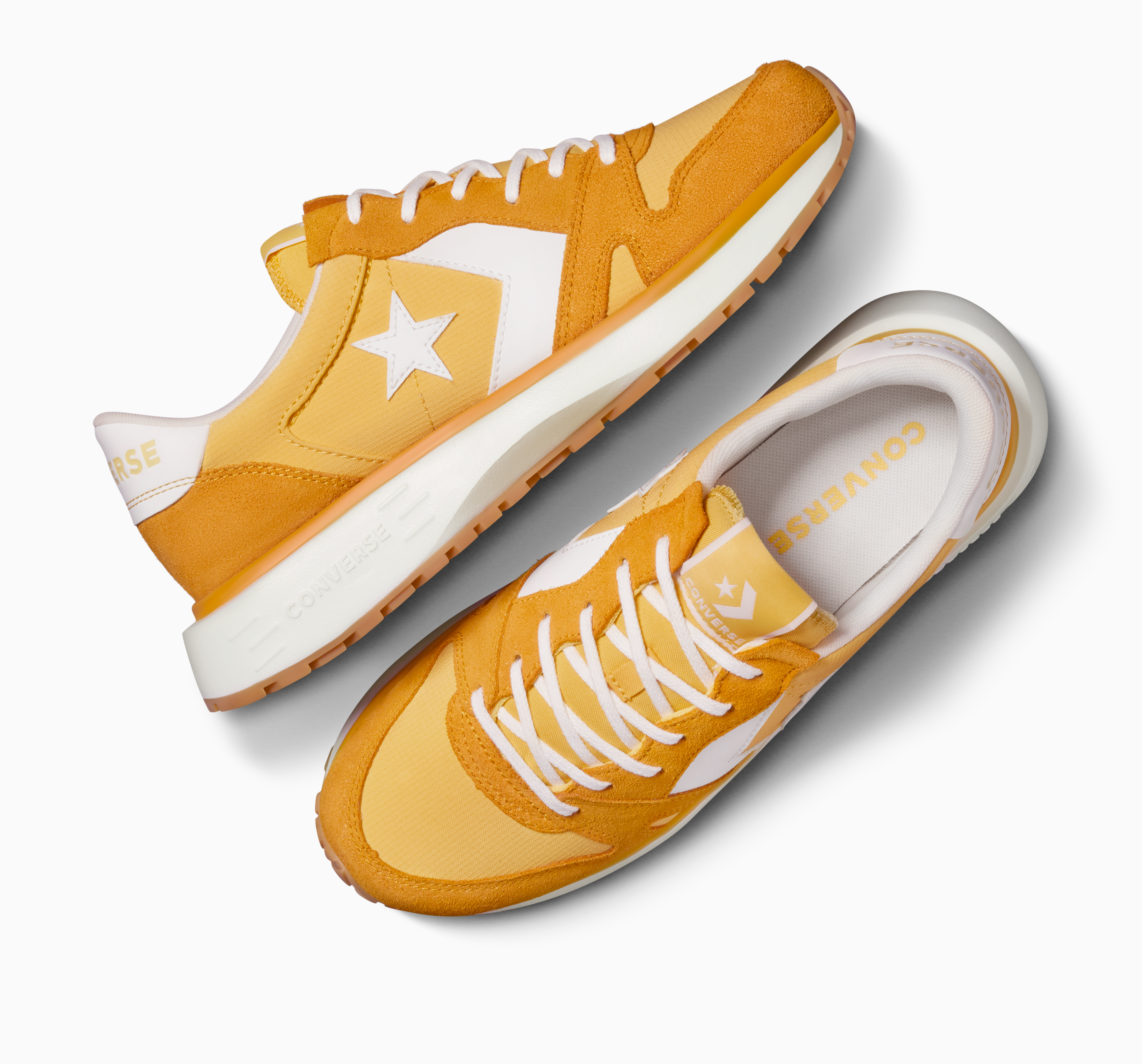 CONVERSE OMNI TRAINER OX  GOLD סניקרס