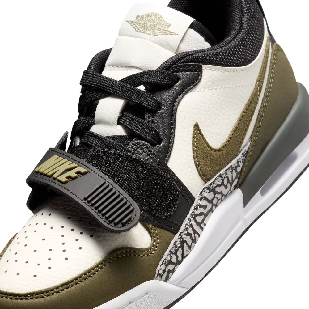 AIR JORDAN LEGACY 312 LOW סניקרס