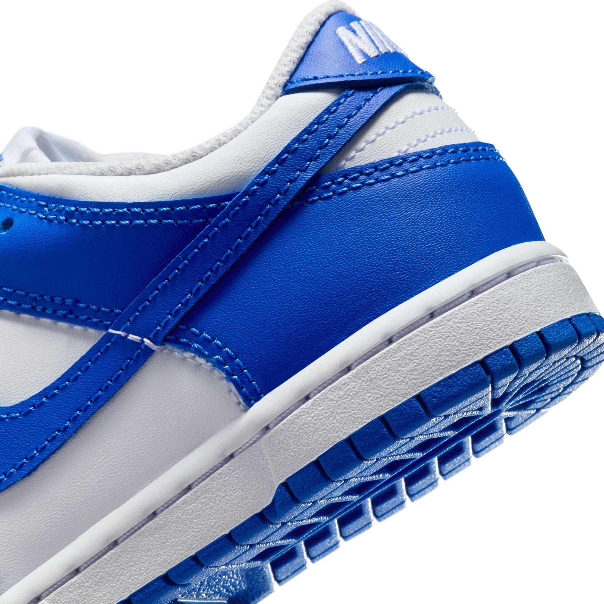 NIKE DUNK LOW סניקרס