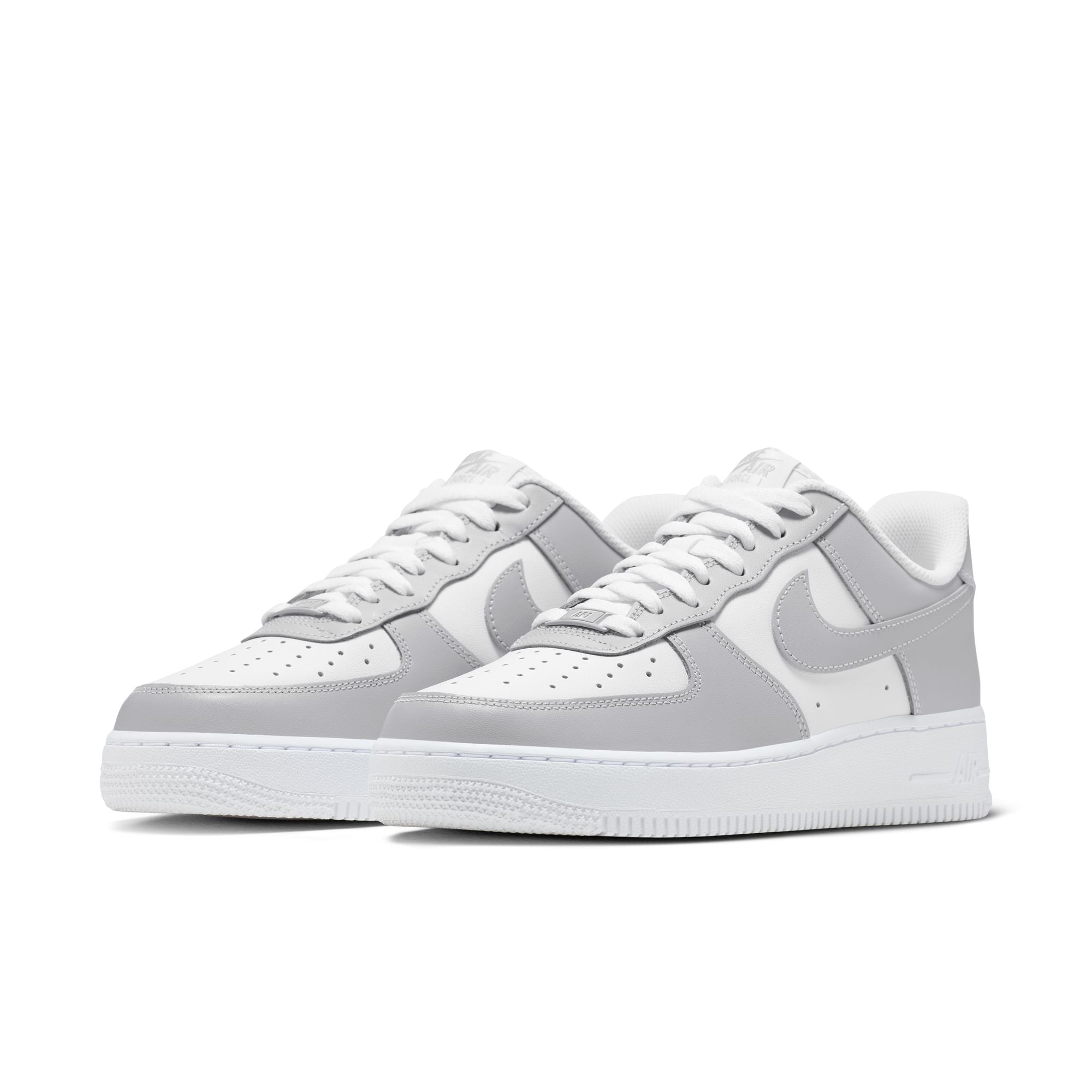 AIR FORCE 1 '07 סניקרס