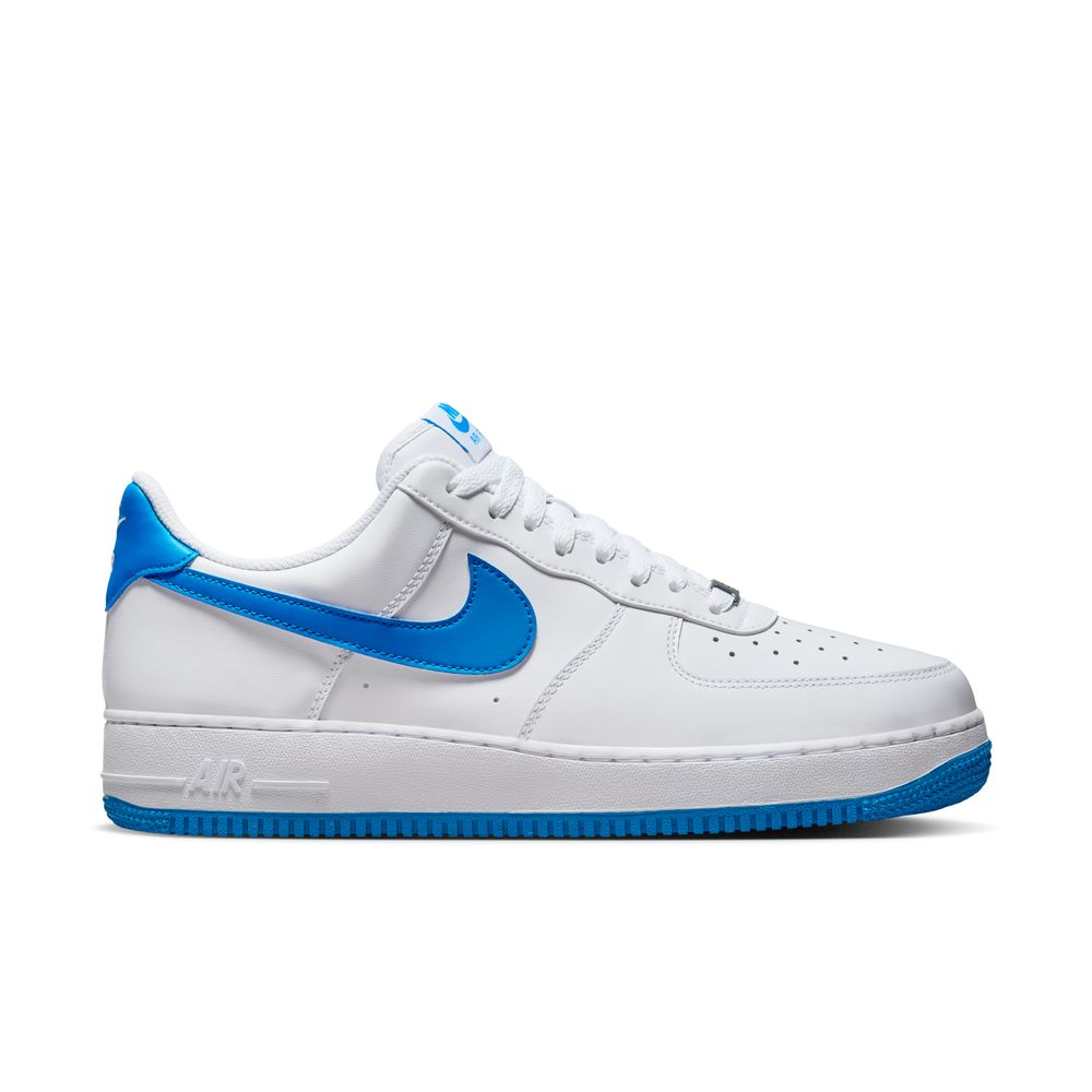 AIR FORCE 1 07 סניקרס