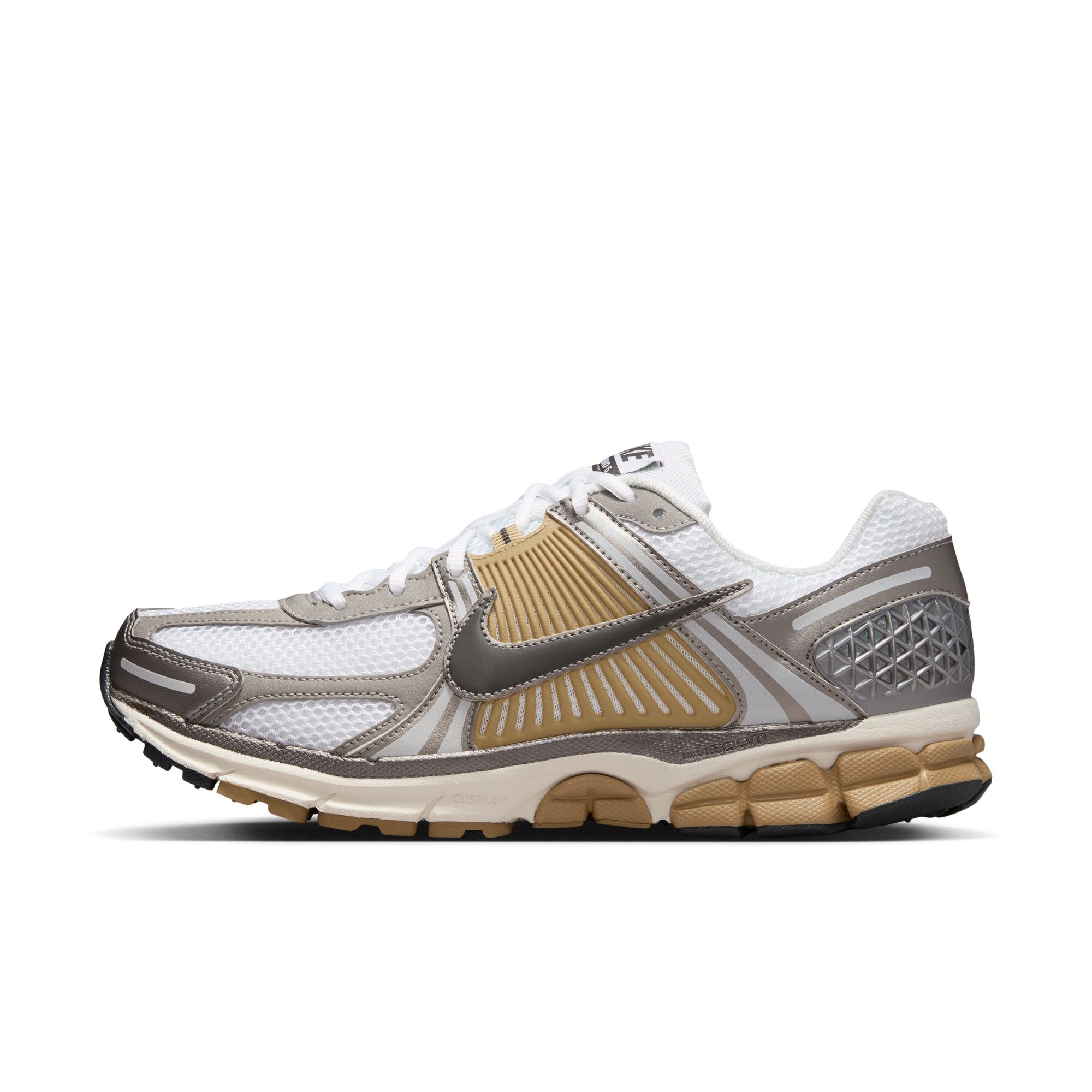 NIKE ZOOM VOMERO 5 סניקרס