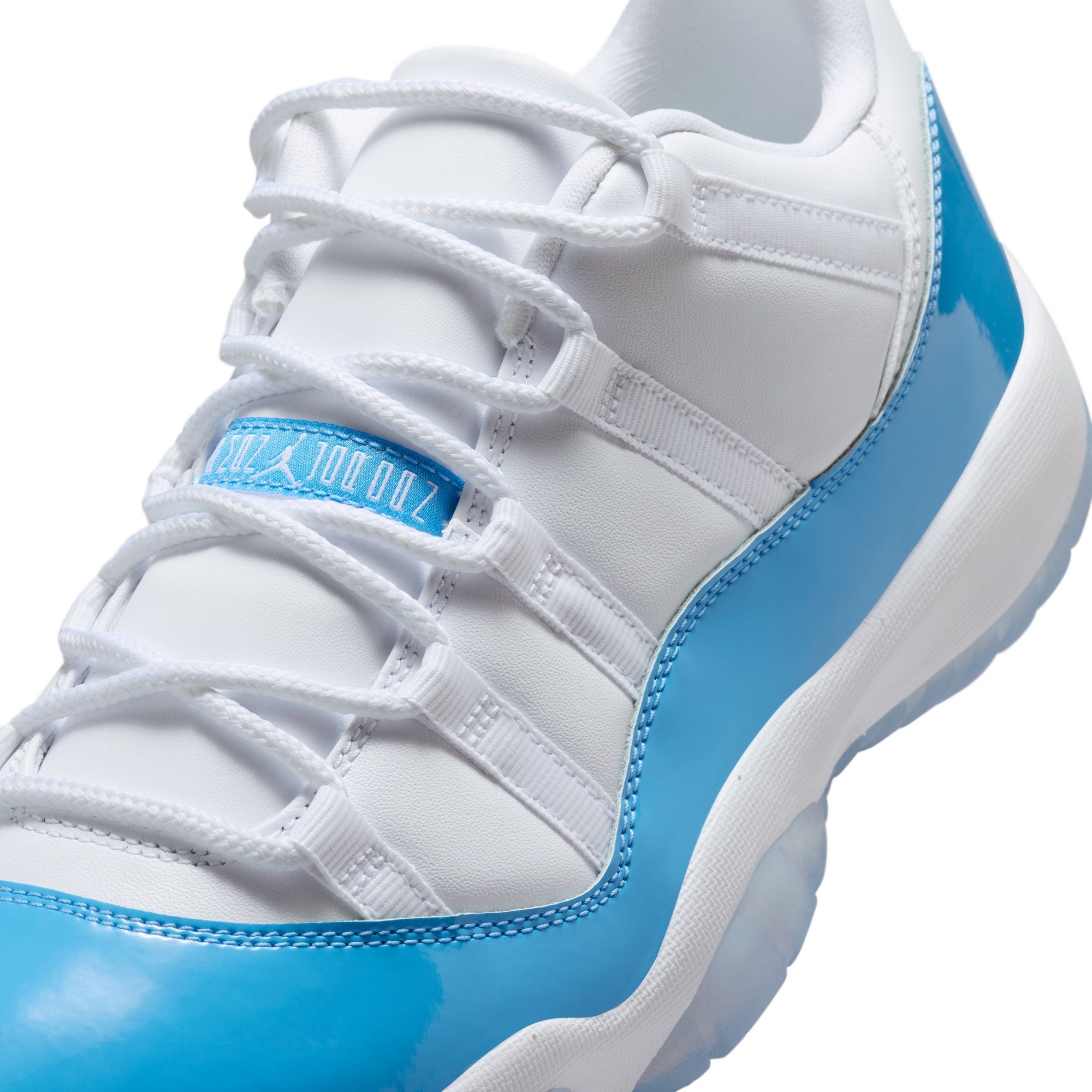 AIR JORDAN 11 RETRO LOW סניקרס