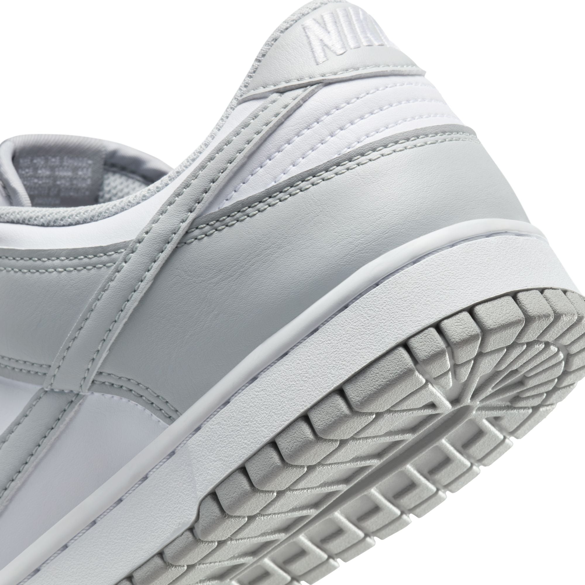 DUNK LOW RETRO סניקרס