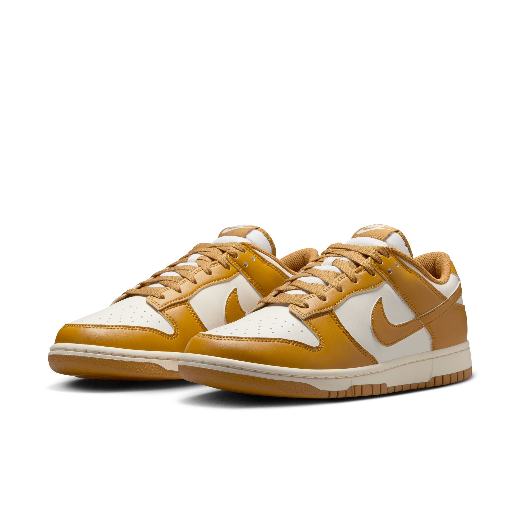 NIKE DUNK LOW RETRO סניקרס