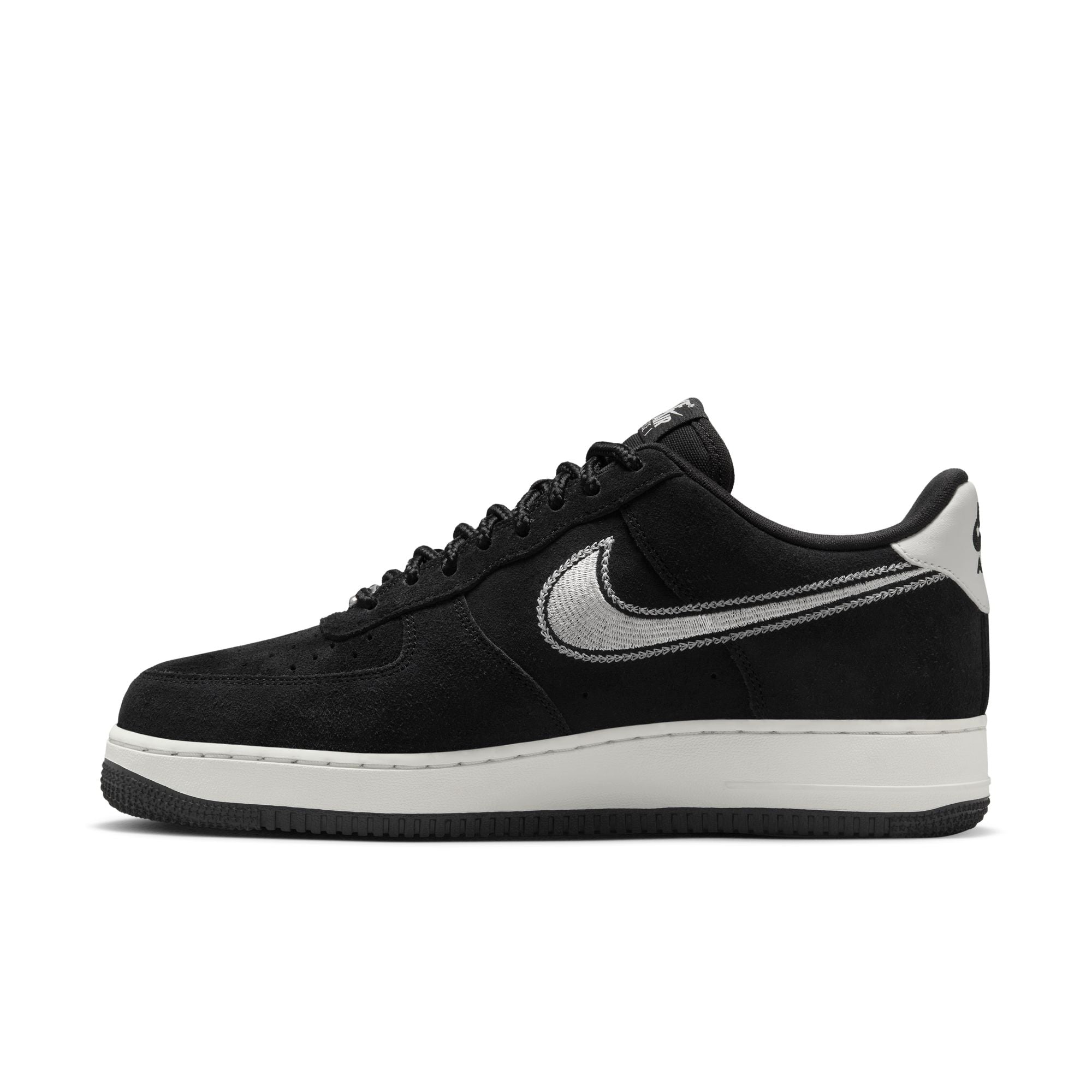  | AIR FORCE 1 07 LV8 סניקרס  | FOOT LOCKER