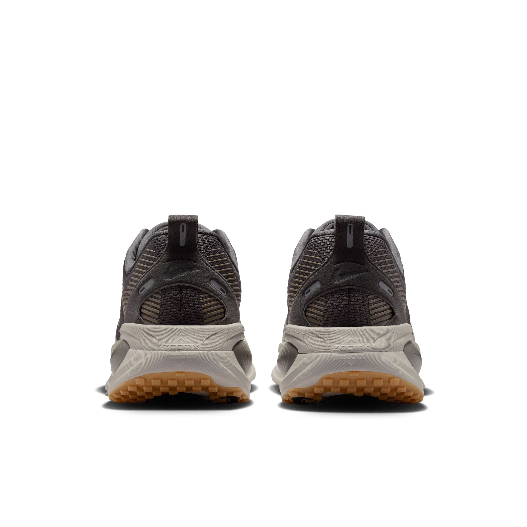 NIKE VOMERO 18 נעלי ריצה