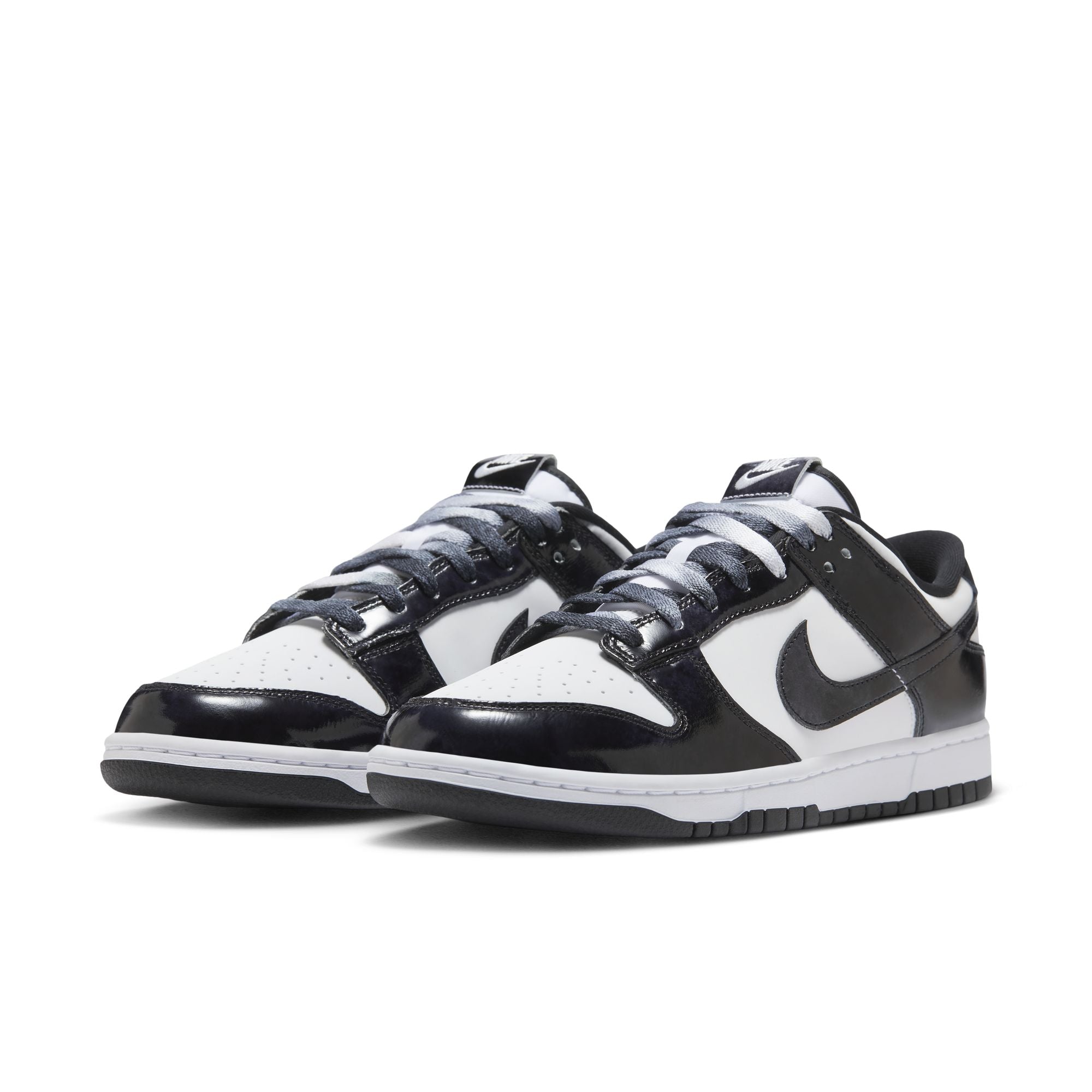 DUNK LOW RETRO SE סניקרס