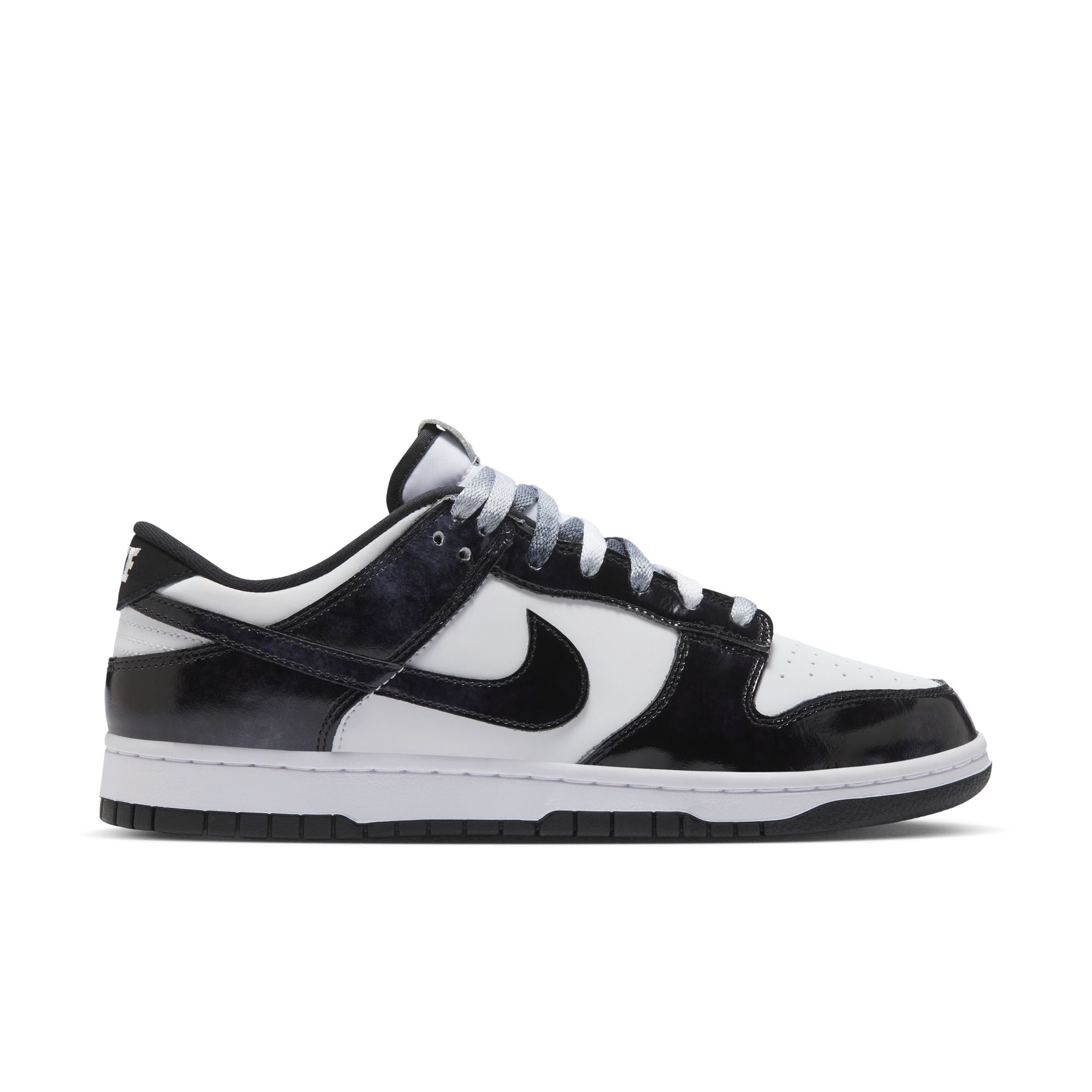 DUNK LOW RETRO SE סניקרס