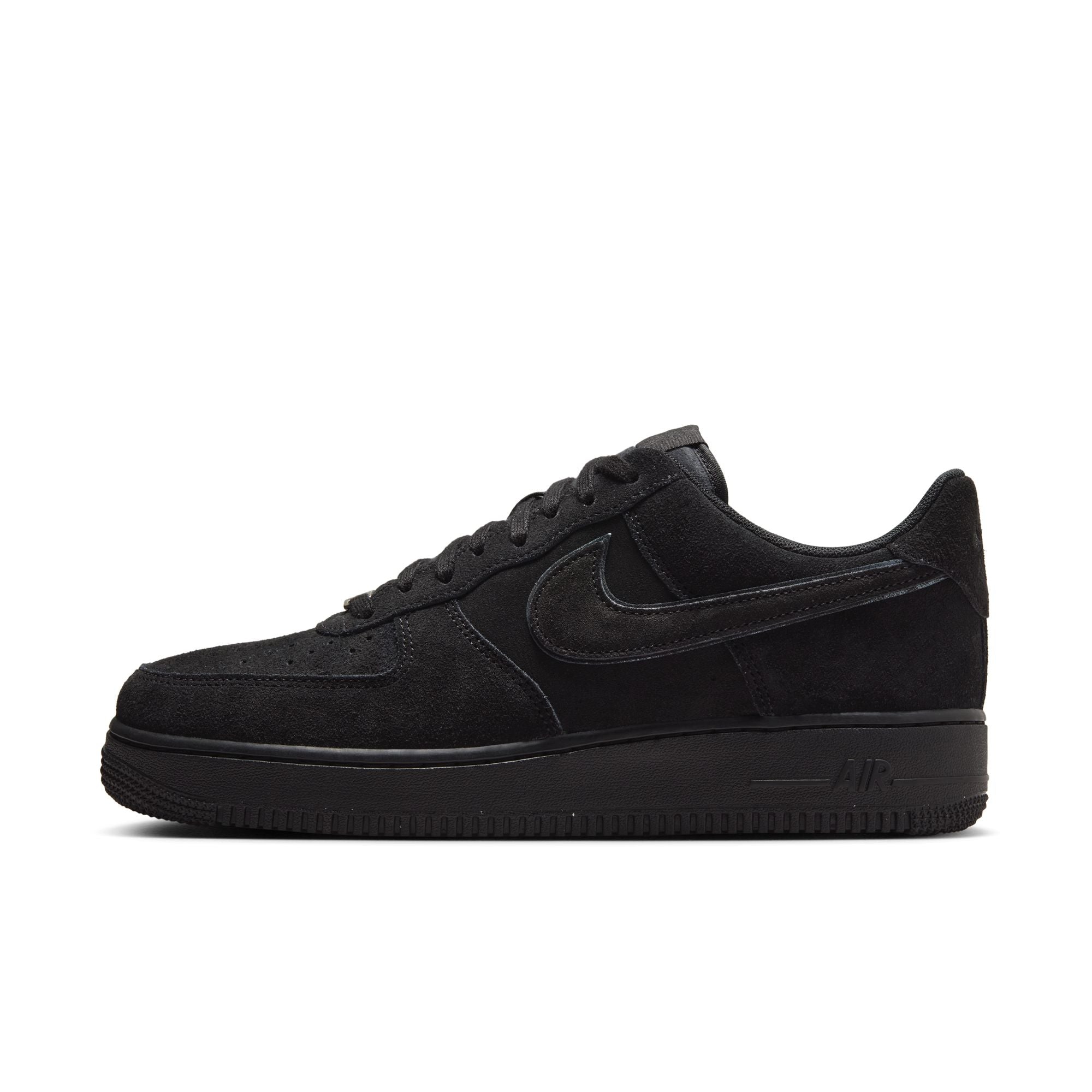 AIR FORCE 1 07 LV8 סניקרס