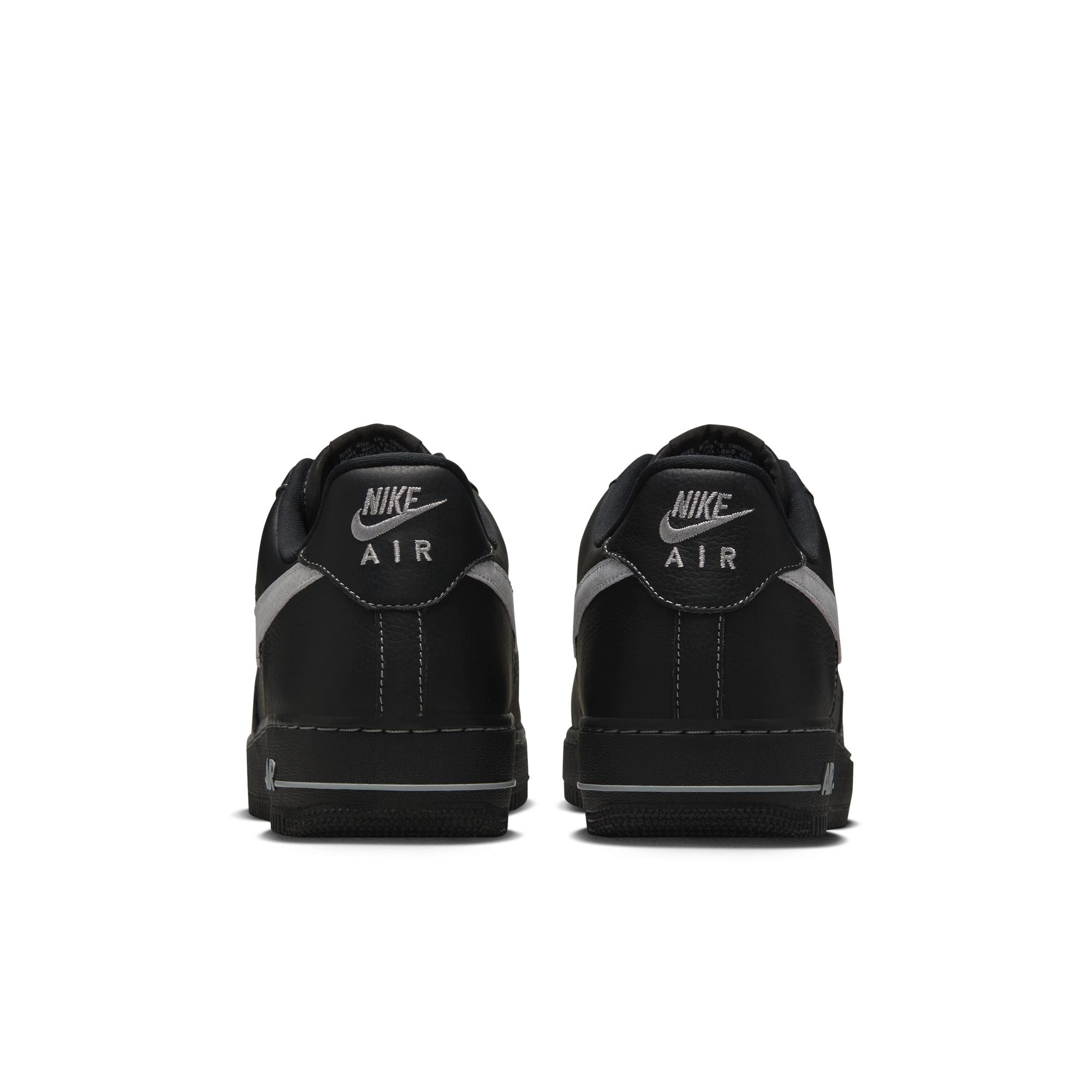 AIR FORCE 1 '07 LV8 סניקרס