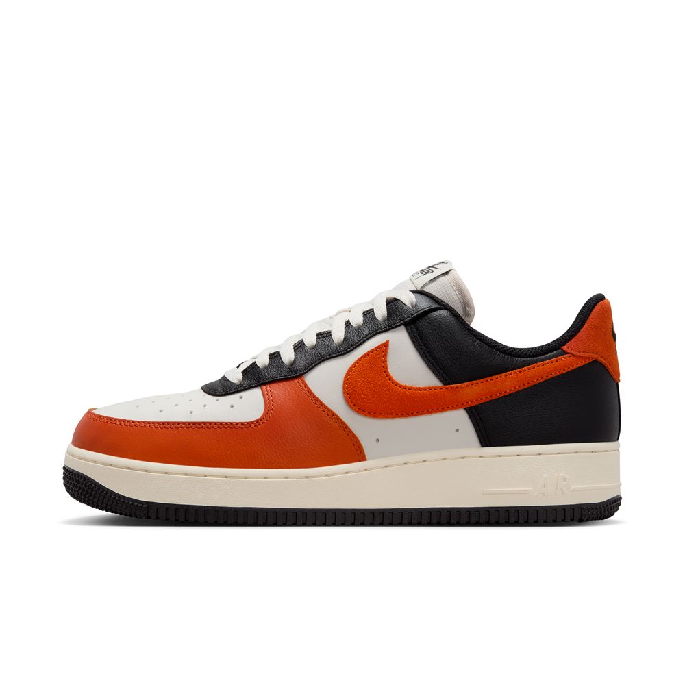 Air Force 1 '07 LV8 סניקרס