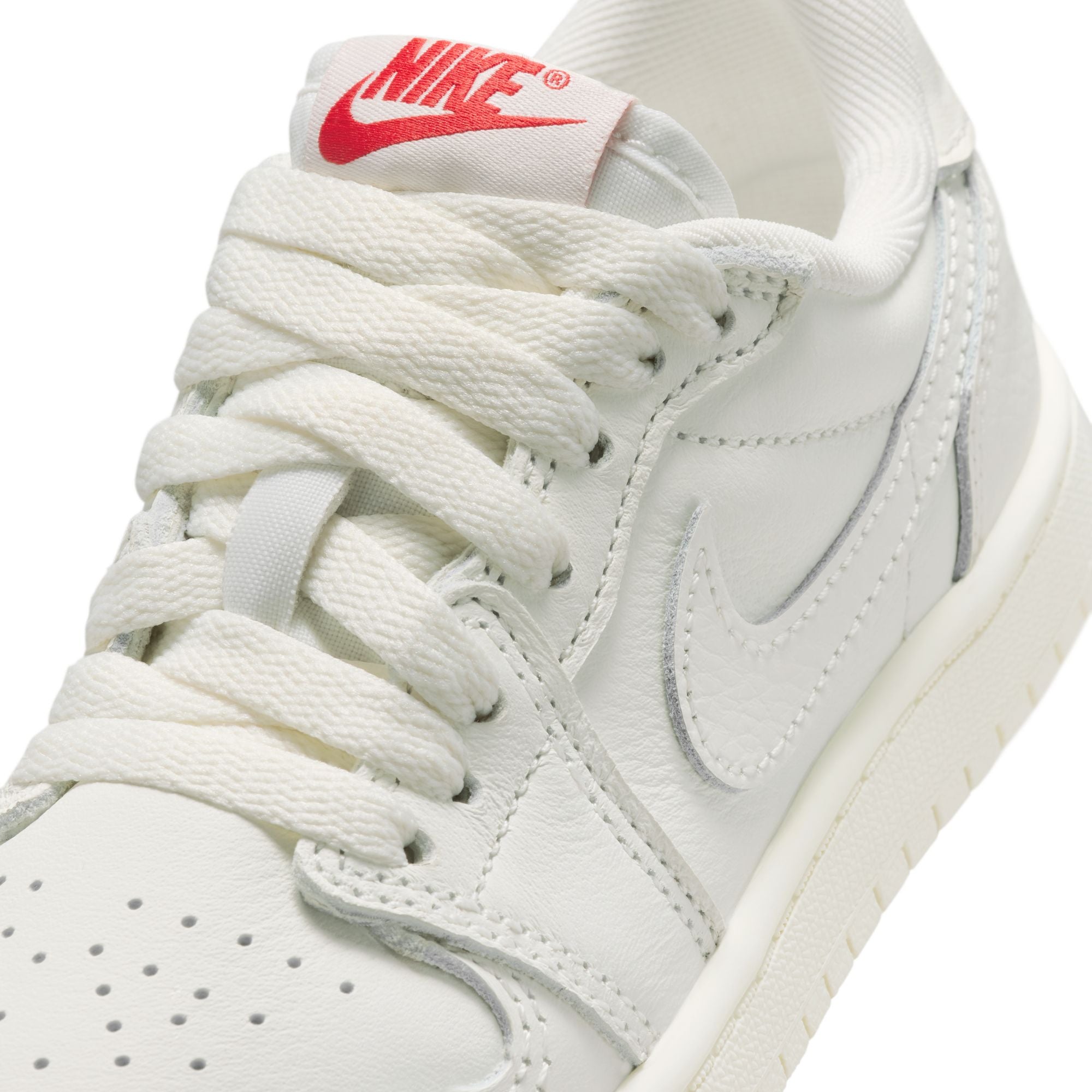 JORDAN 1 RETRO LOW סניקרס