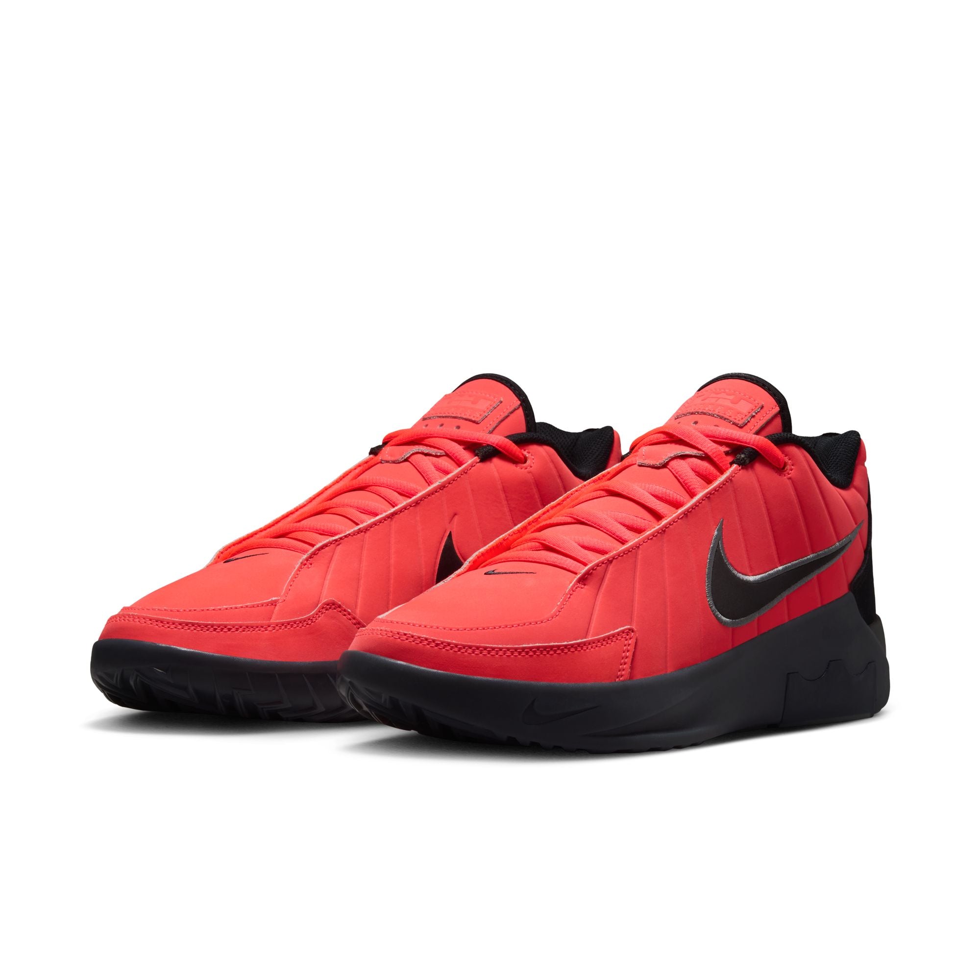 LeBron Witness 9 נעלי כדורסל