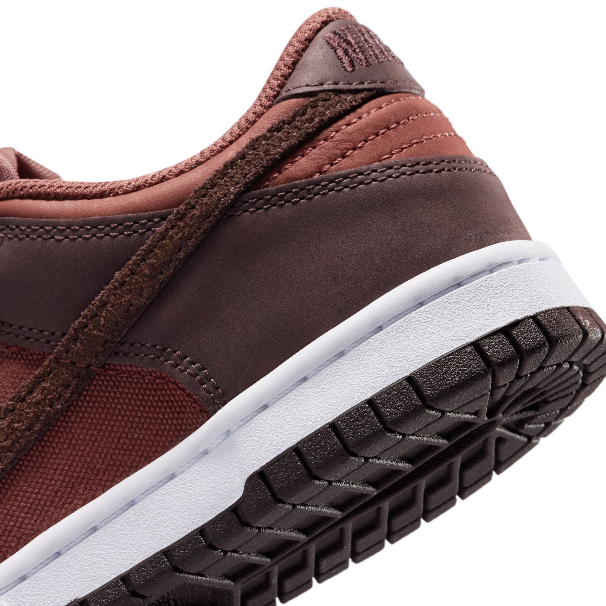 NIKE DUNK LOW סניקרס