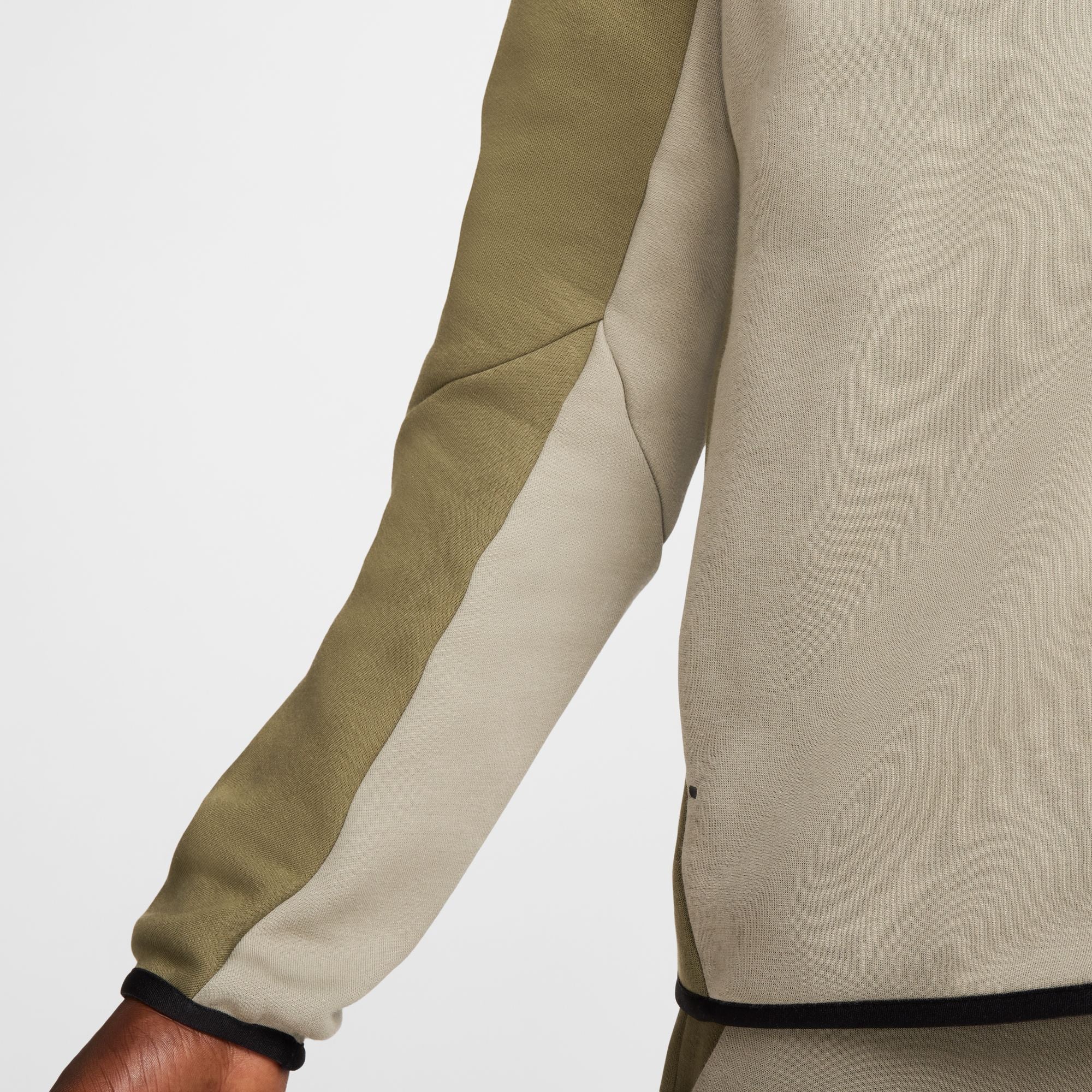 NIKE TECH HOODIE סווטשירט