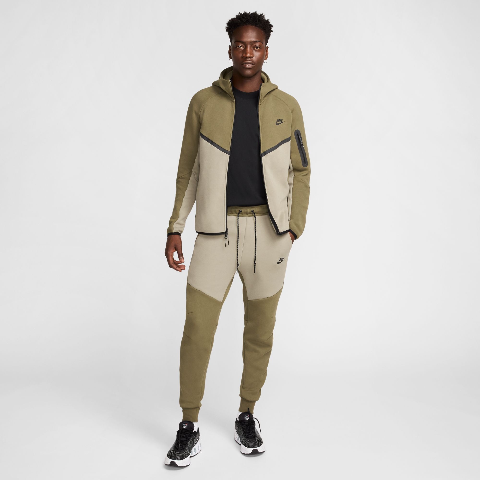 NIKE TECH HOODIE סווטשירט