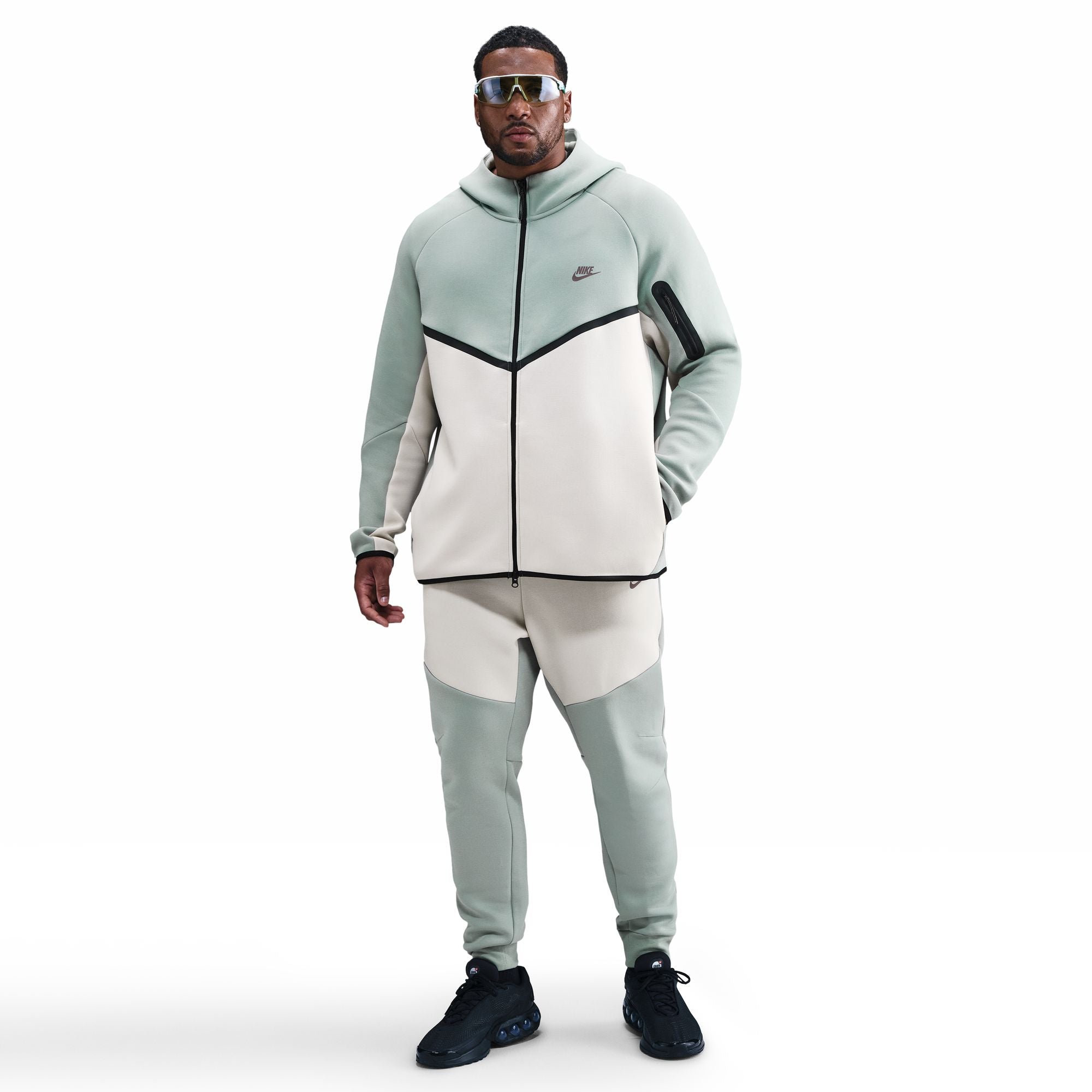 NIKE TECH FLEECE מכנסיים