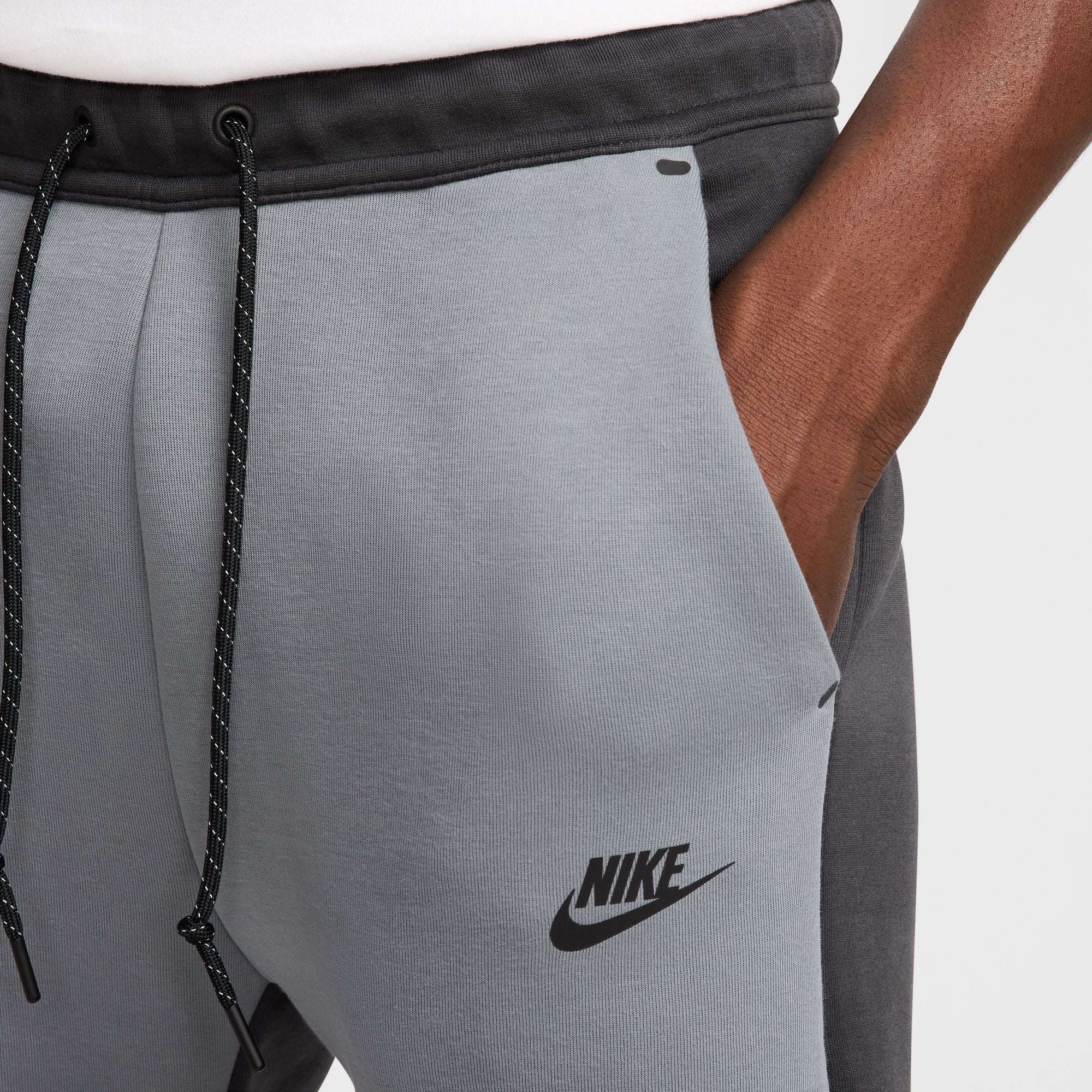 TECH FLEECE מכנסיים