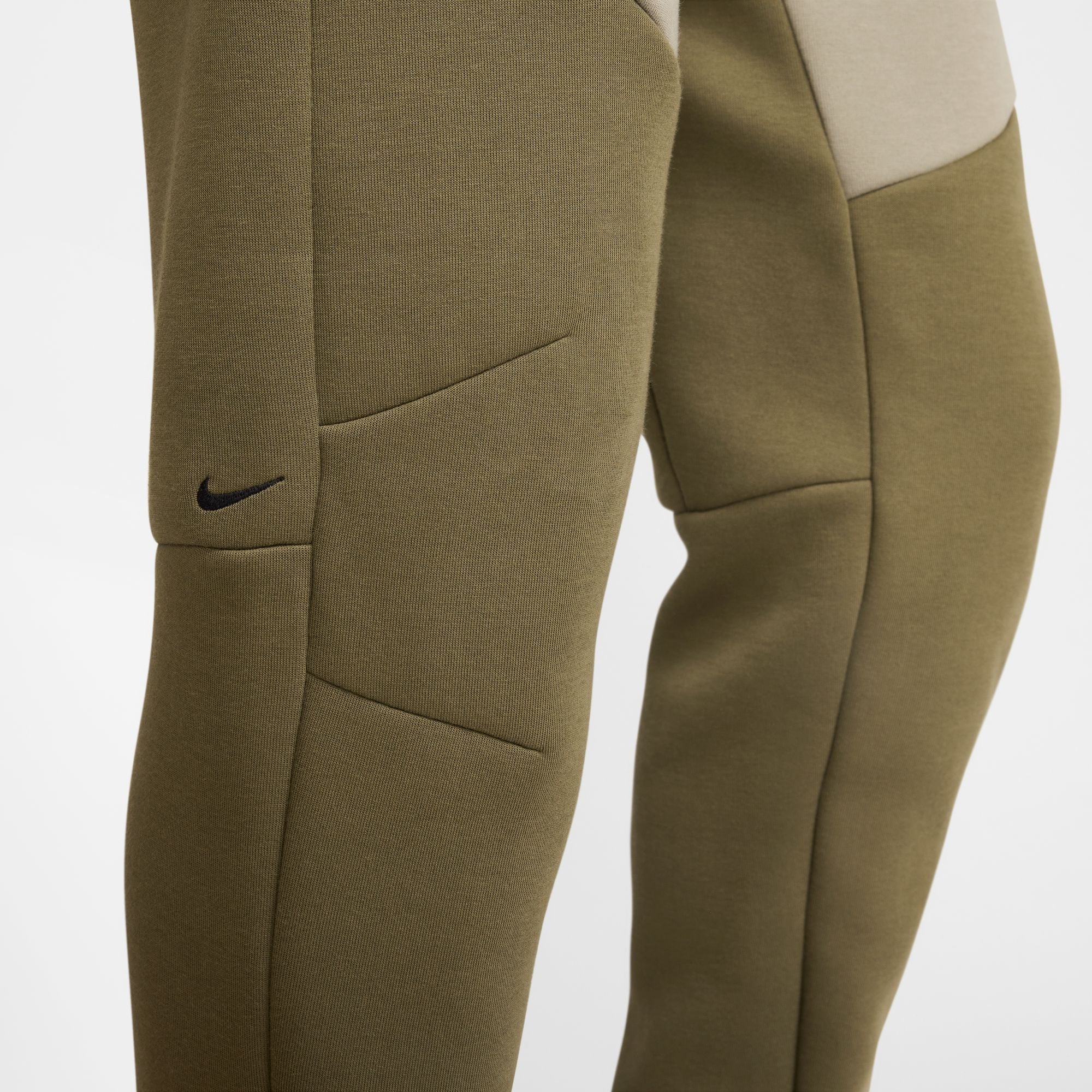 NIKE TECH FLEECE מכנסיים