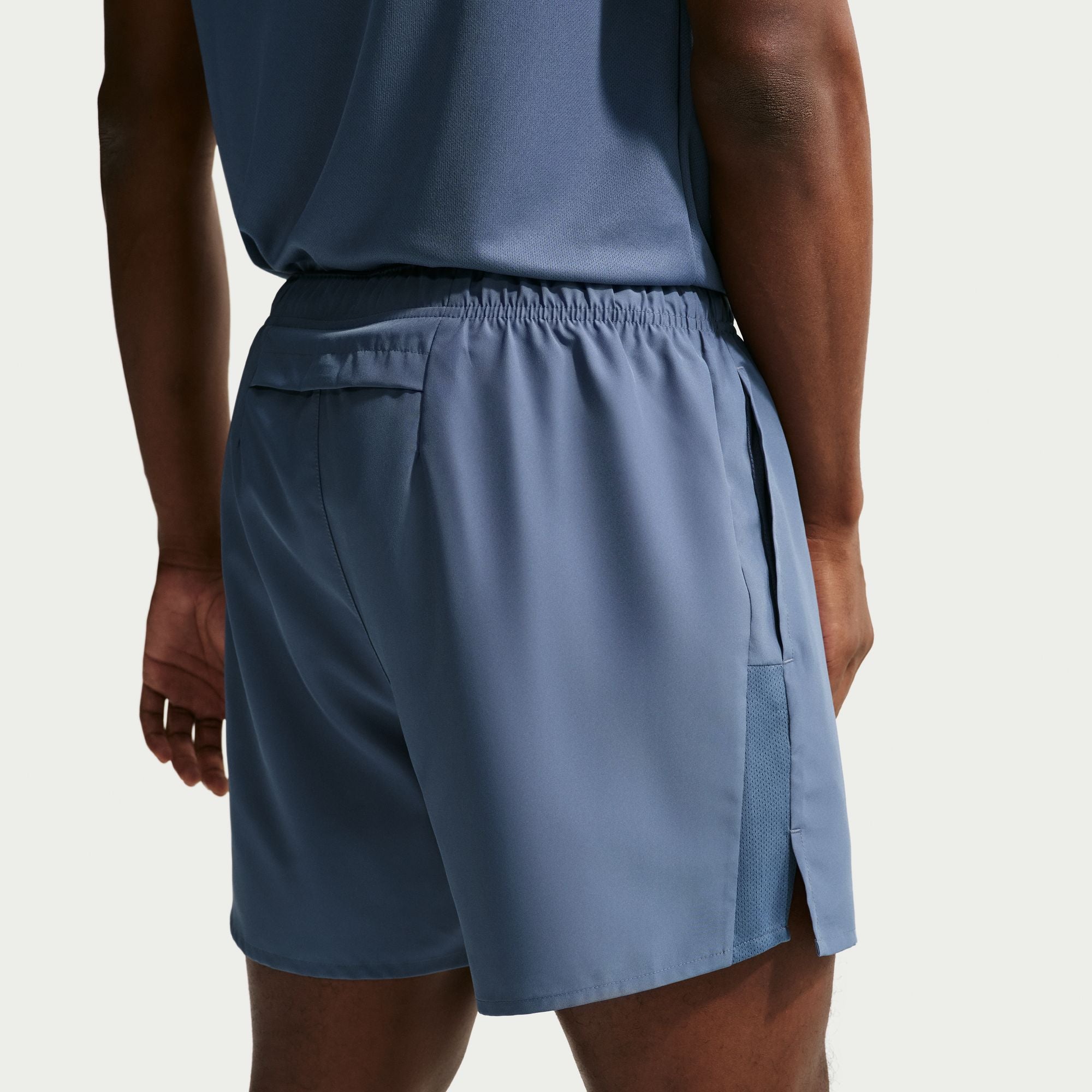 DRI-FIT WINTERIZED CHALLENGER מכנסיים קצרים