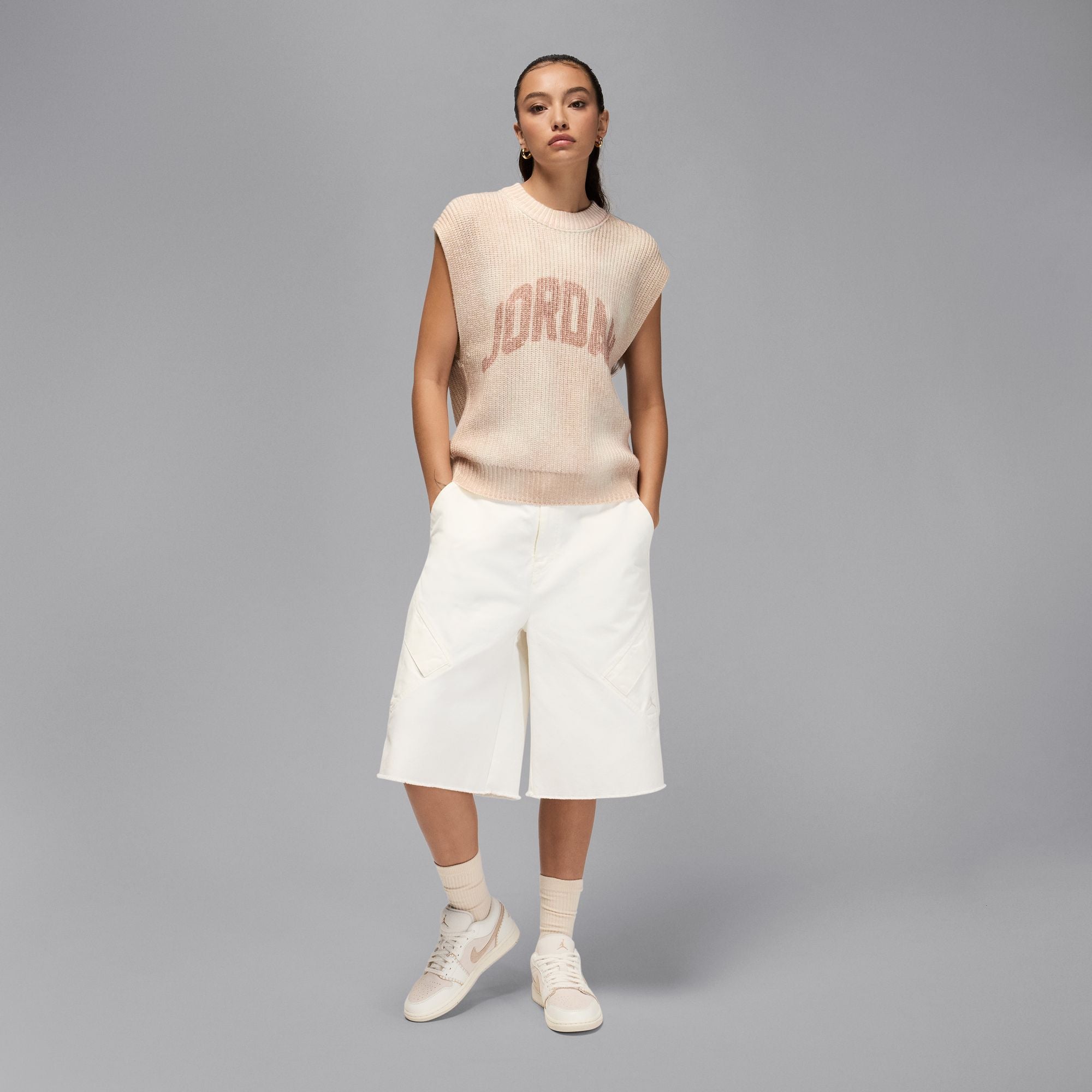 AIR JORDAN 1 LOW סניקרס