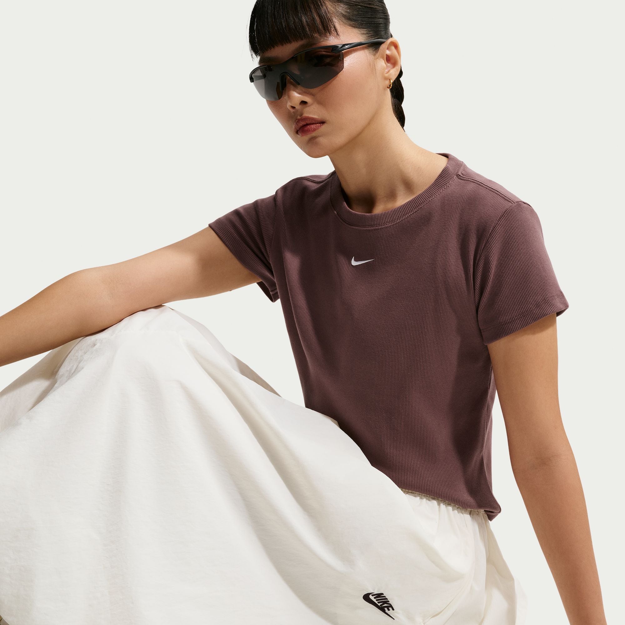 TIGHT RIBBED SHORT SLEEVE חולצת טי