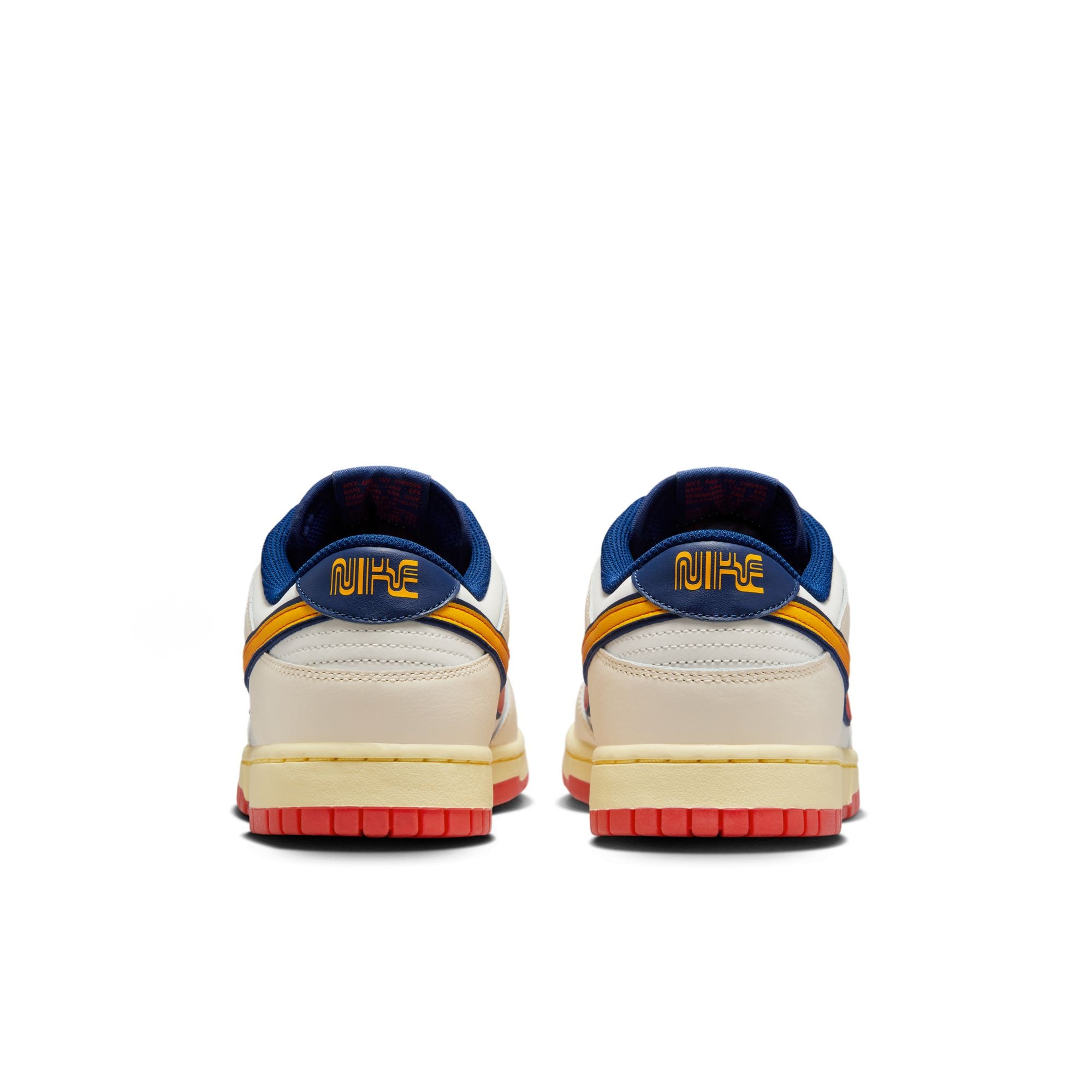 NIKE DUNK LOW RETRO סניקרס