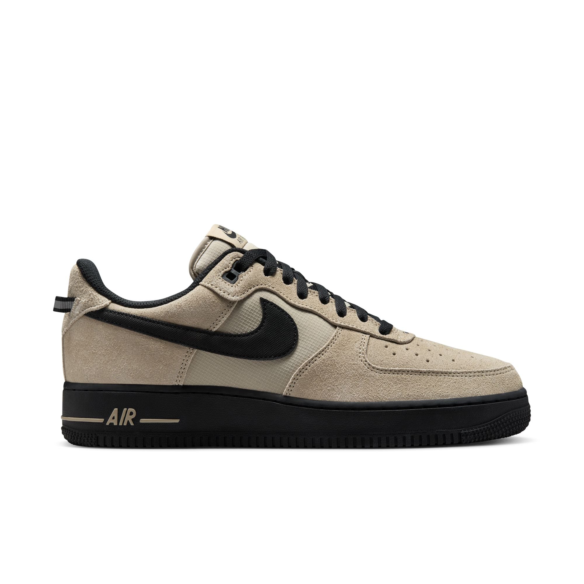 AIR FORCE 1 '07 LV8 סניקרס