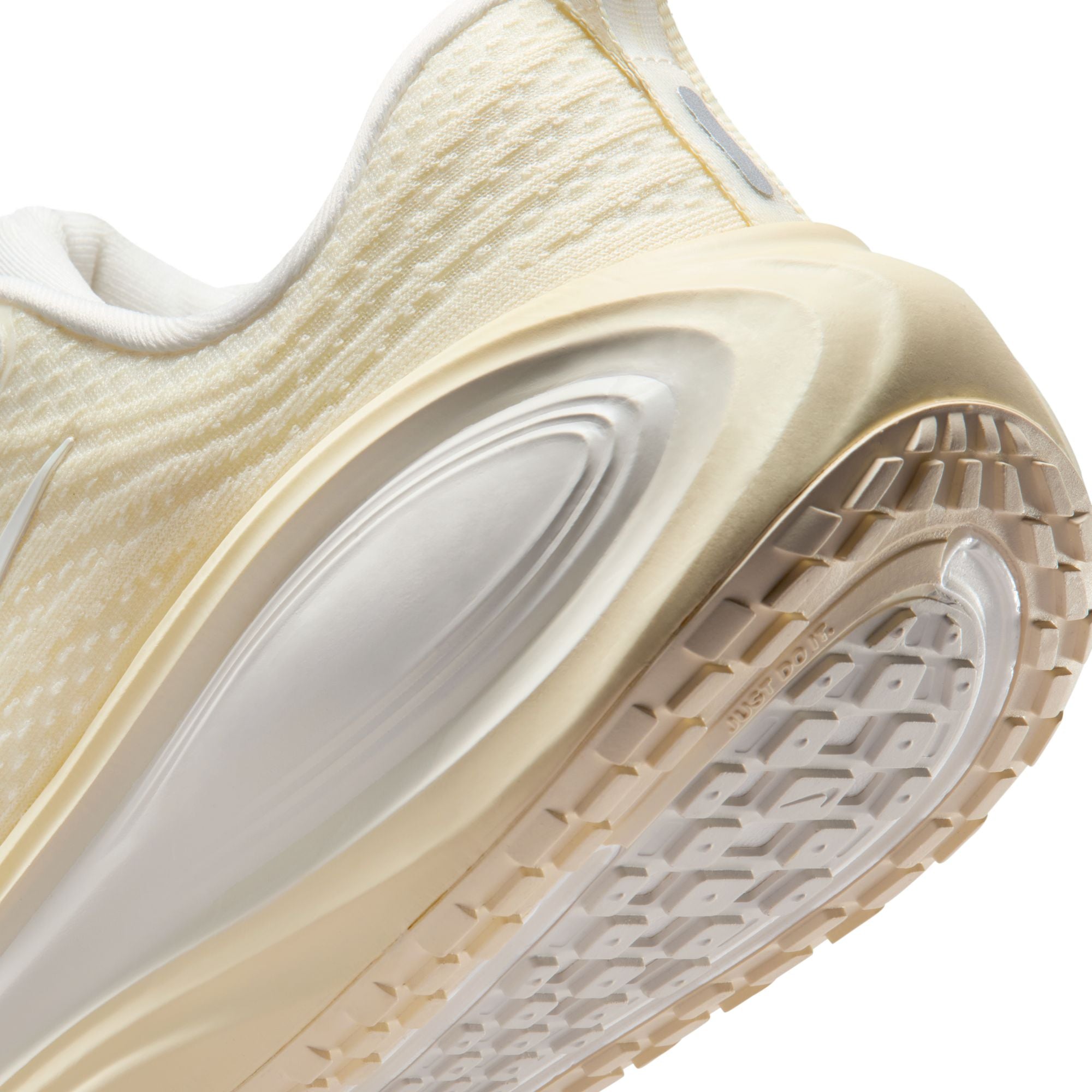 NIKE VOMERO PLUS נעלי ריצה