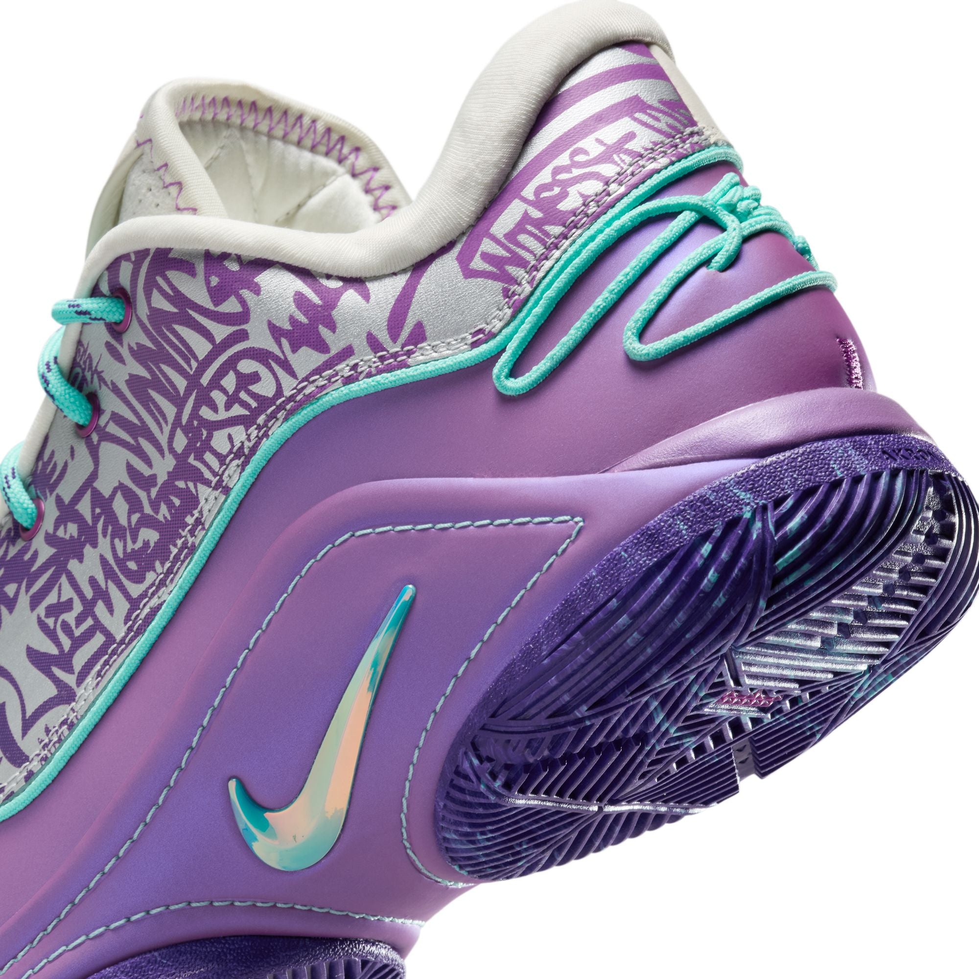 LEBRON XXII “MOGUL” נעלי כדורסל