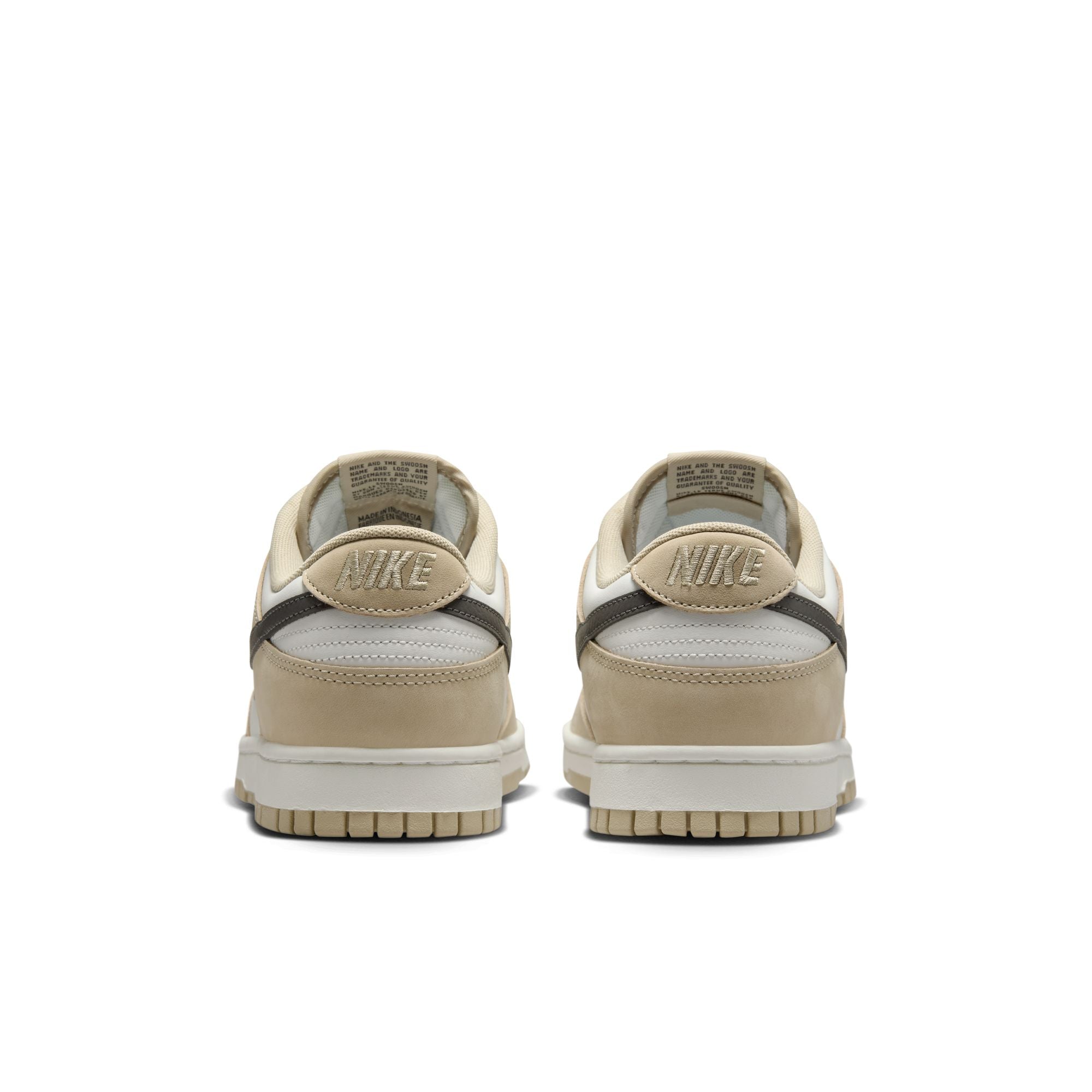 NIKE DUNK LOW סניקרס