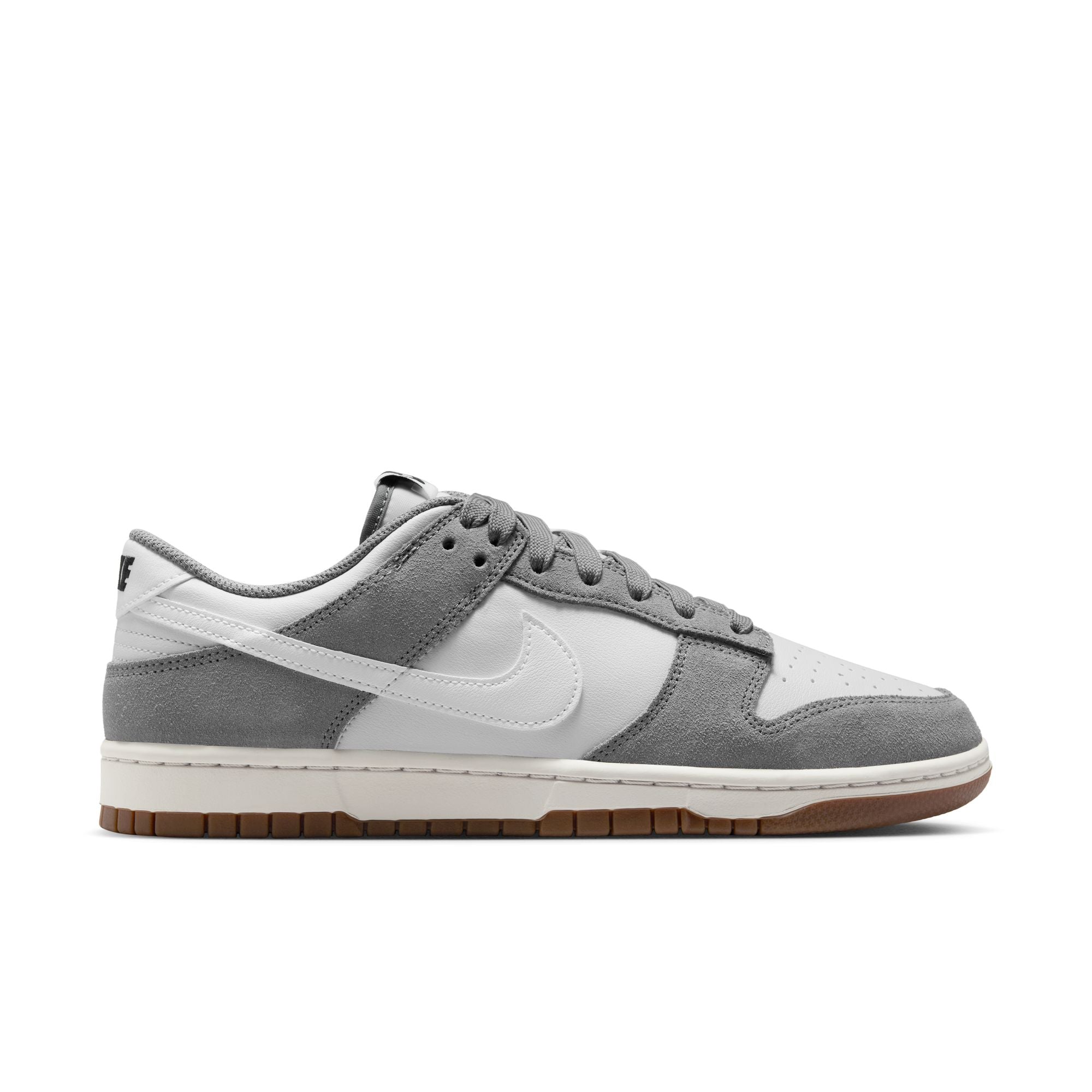 NIKE DUNK LOW RETRO SE סניקרס