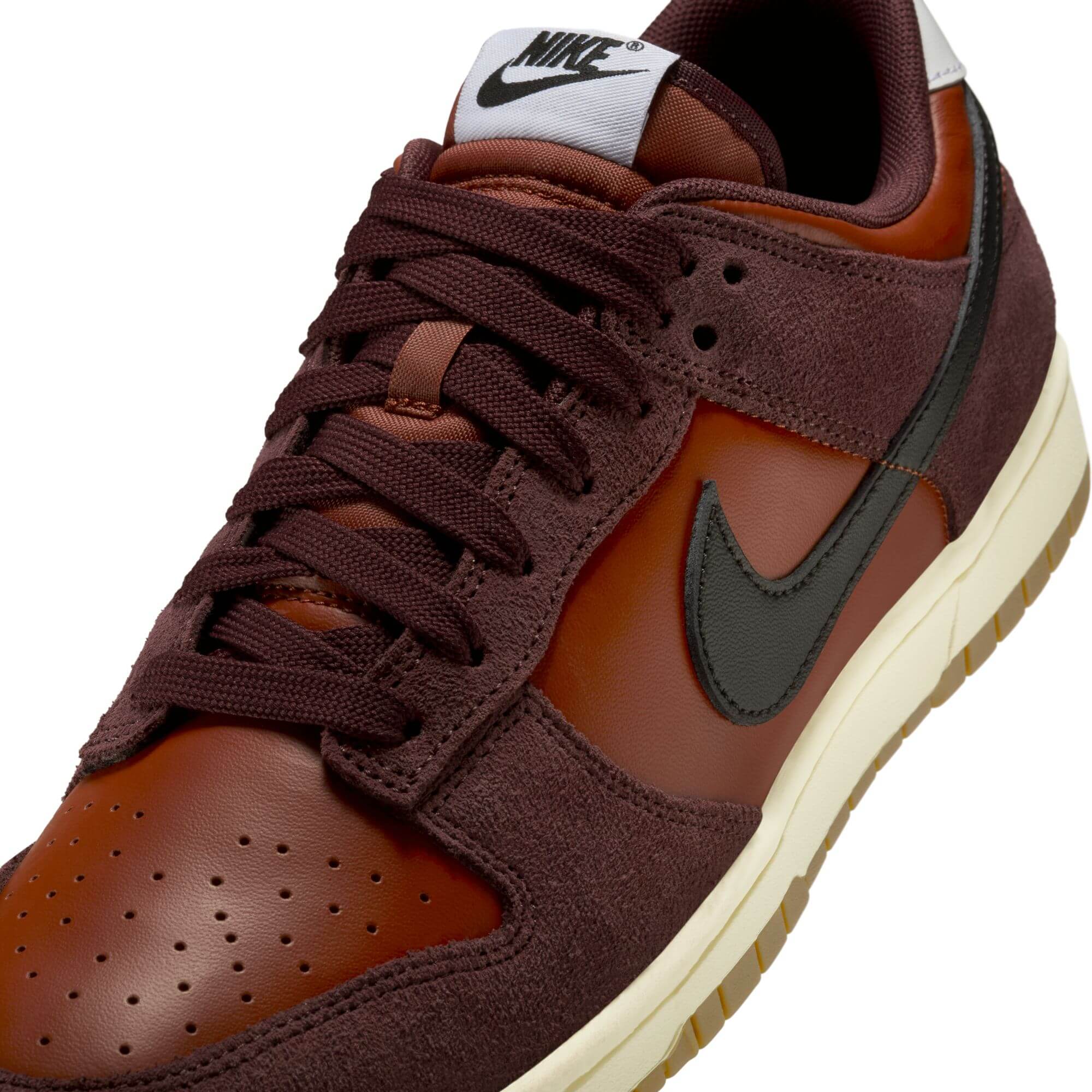 DUNK LOW RETRO סניקרס