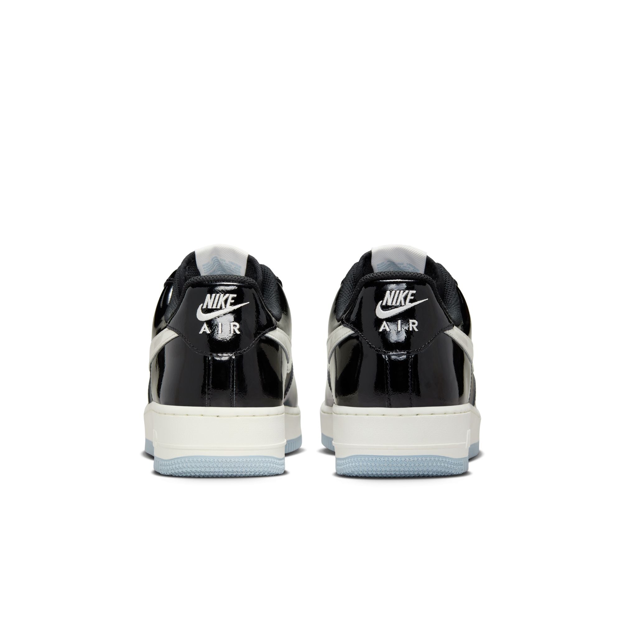 NIKE AIR FORCE 1 07 סניקרס