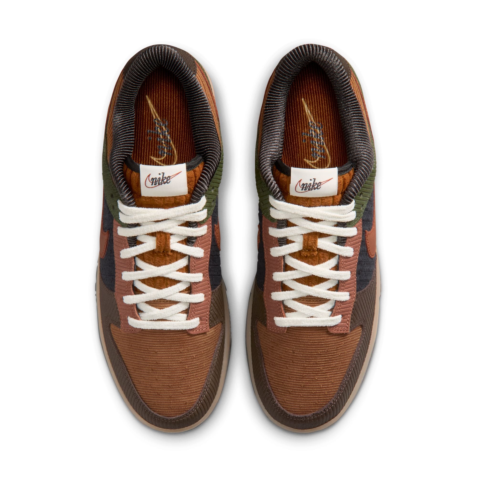 Dunk Low Retro Premium סניקרס