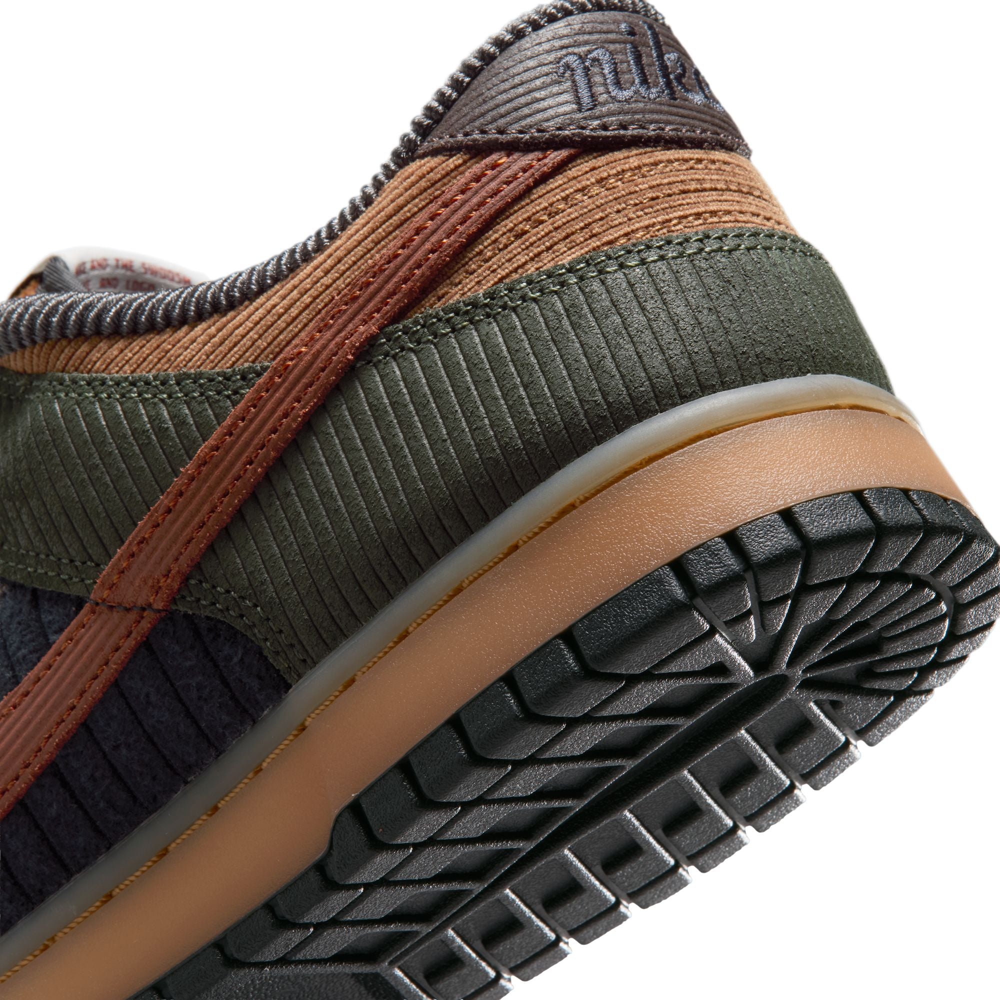 Dunk Low Retro Premium סניקרס
