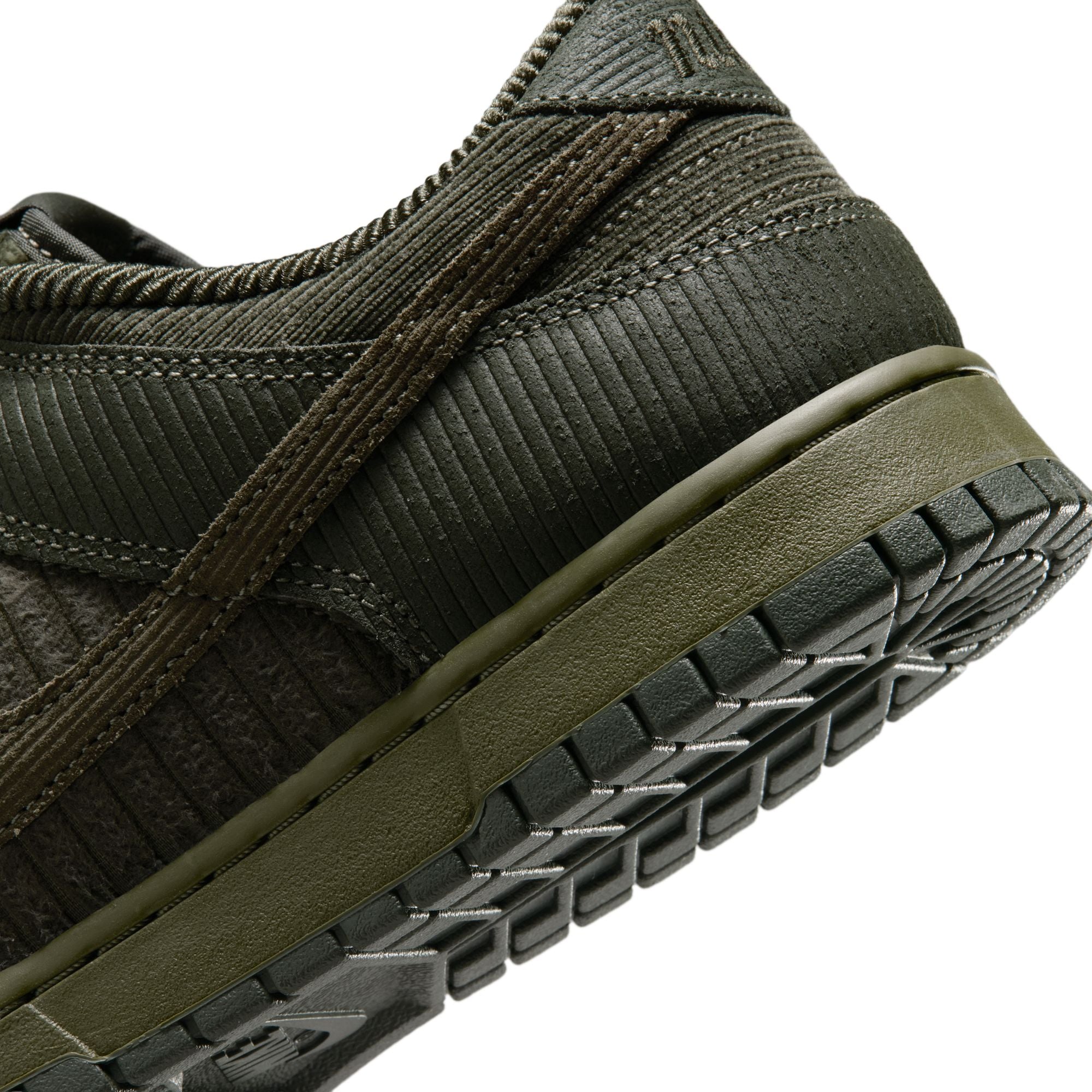 Dunk Low Retro Premium סניקרס