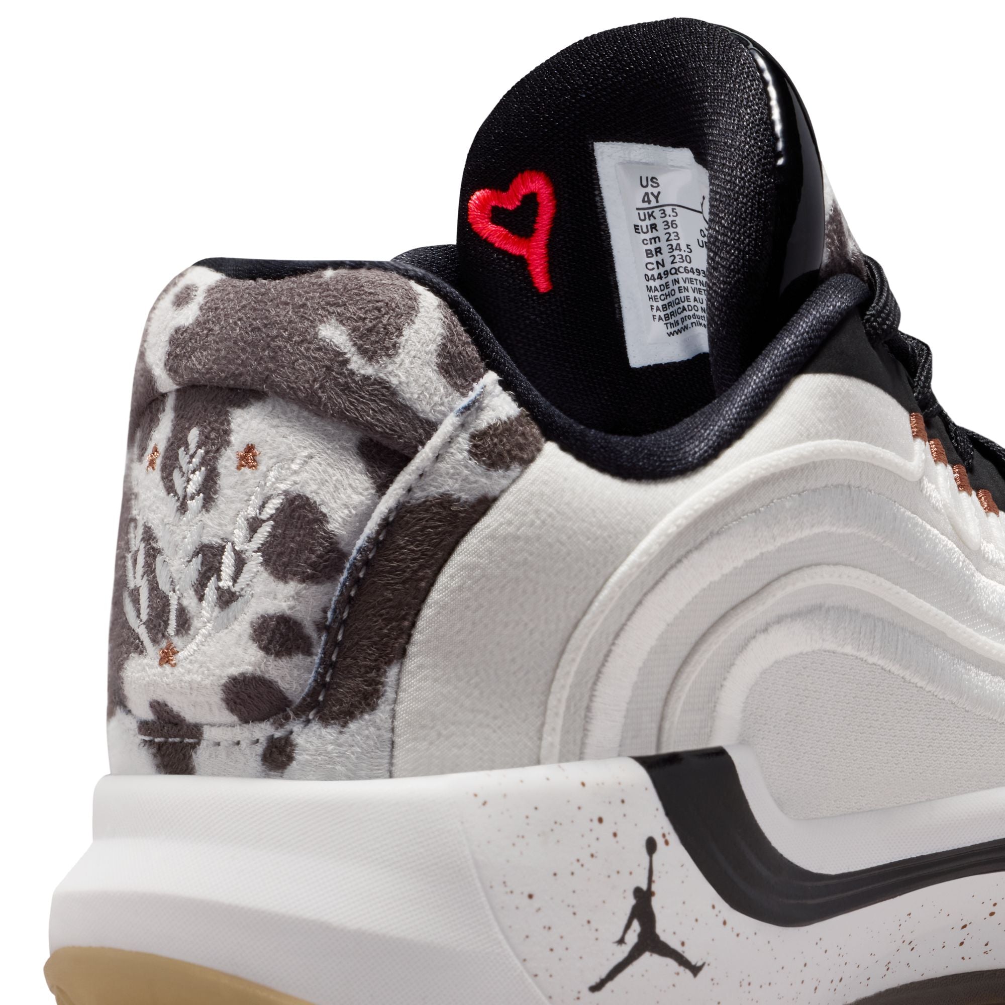 JORDAN LUKA 4 GONE נעלי כדורסל