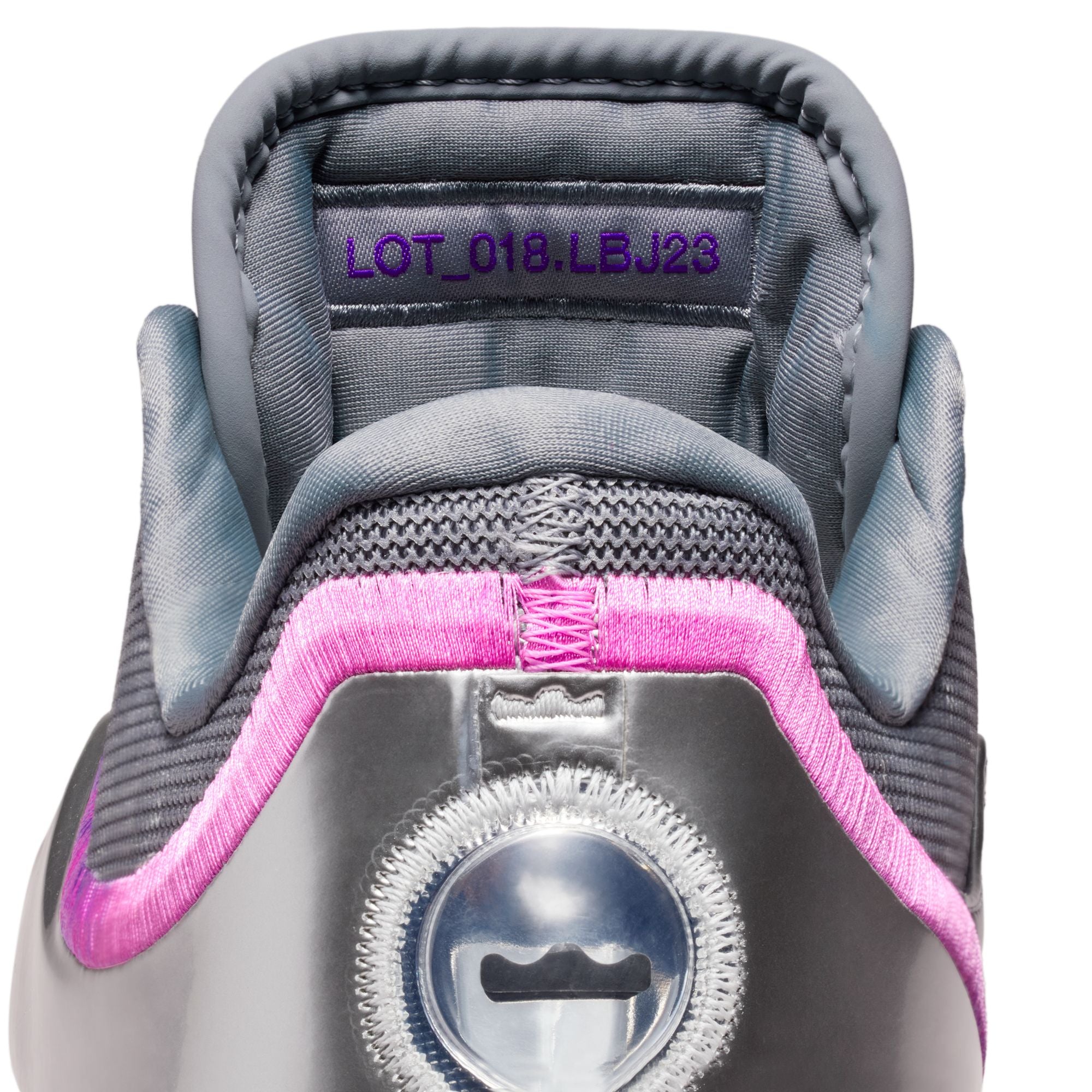 LEBRON XXIII LUX נעלי כדורסל