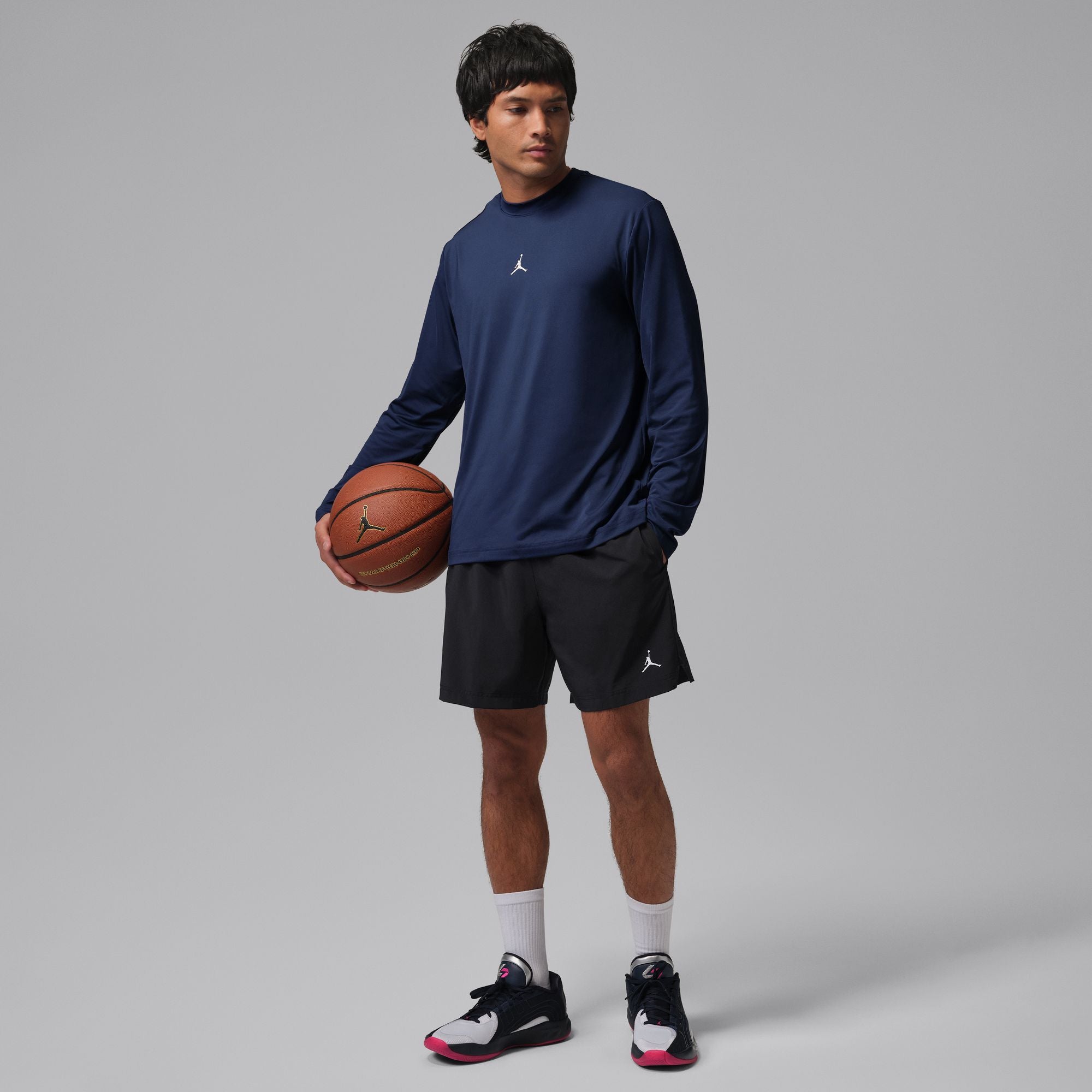 DRI-FIT ESSENTIALS WOVEN מכנסיים קצרים